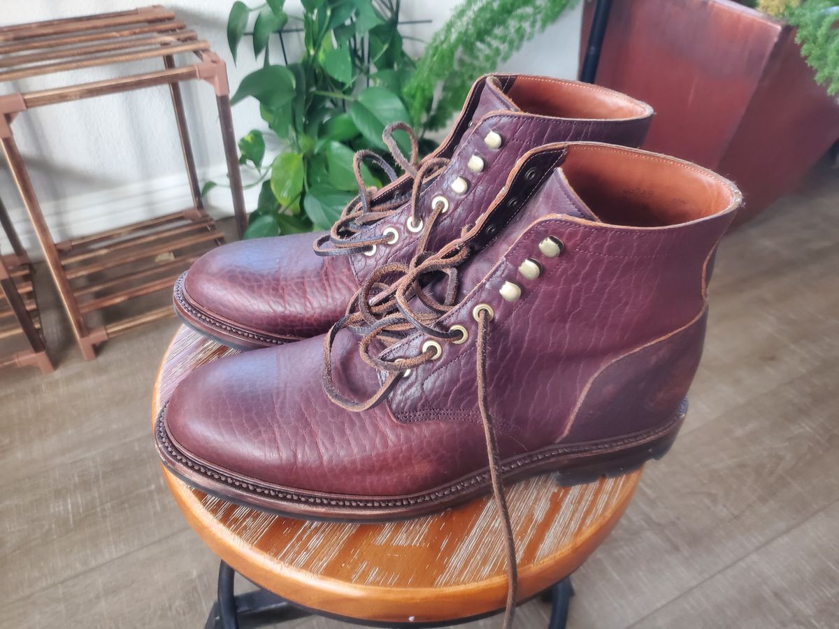 Photo by ma on November 1, 2023 of the Grant Stone Diesel Boot in Seidel Walnut Bison.
