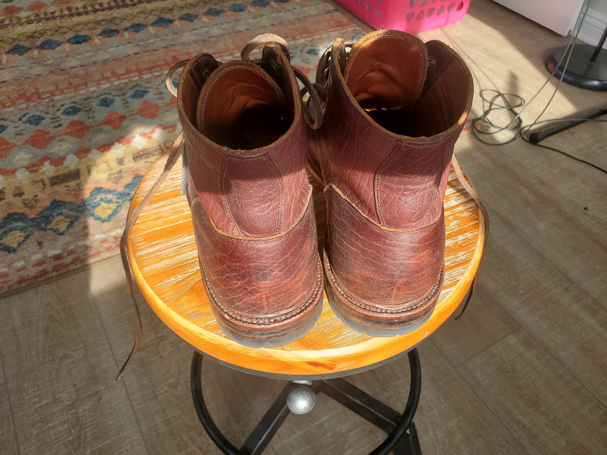 Photo by ma on December 3, 2023 of the Grant Stone Diesel Boot in Seidel Walnut Bison.