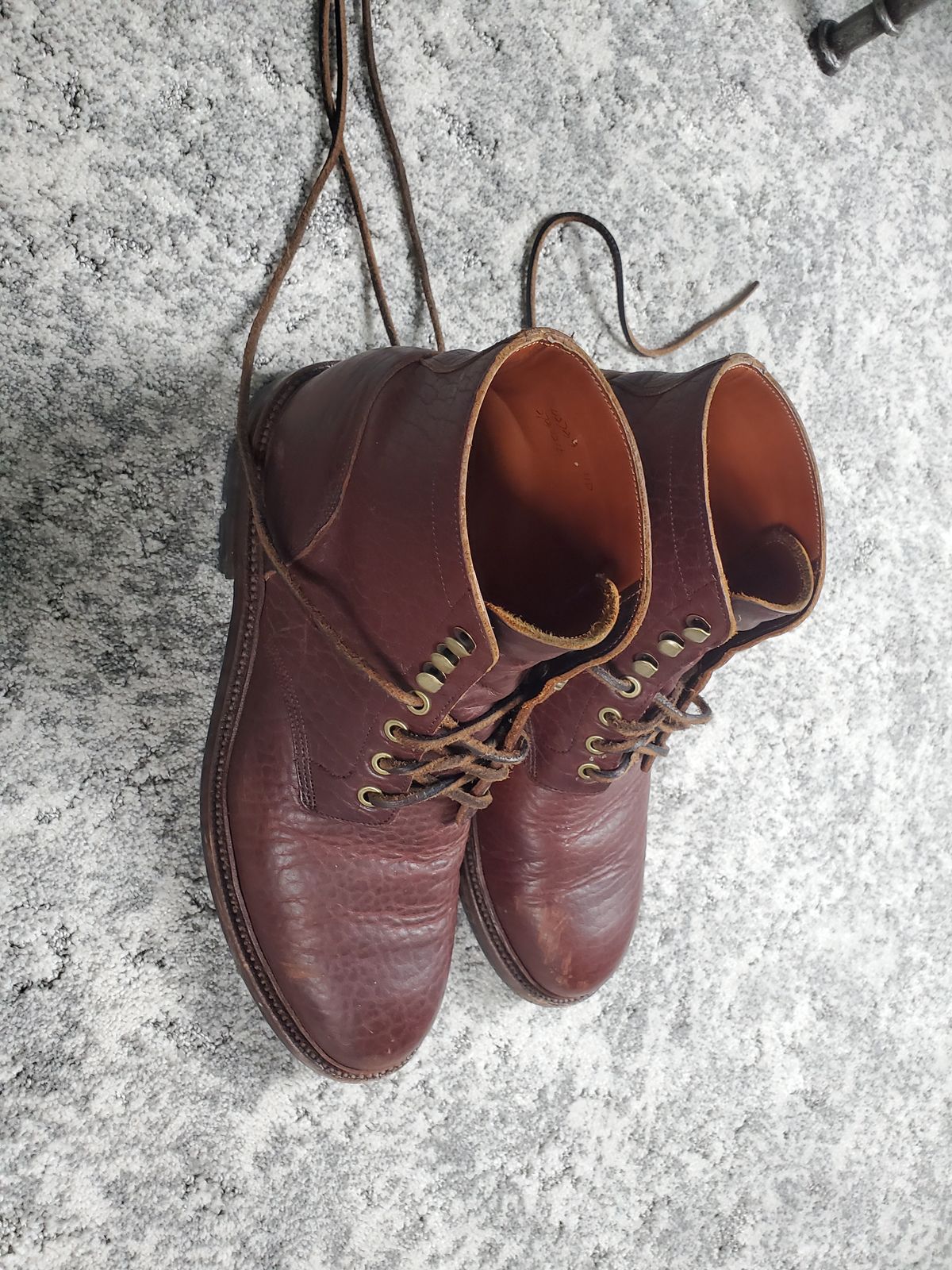 Photo by ma on January 1, 2024 of the Grant Stone Diesel Boot in Seidel Walnut Bison.