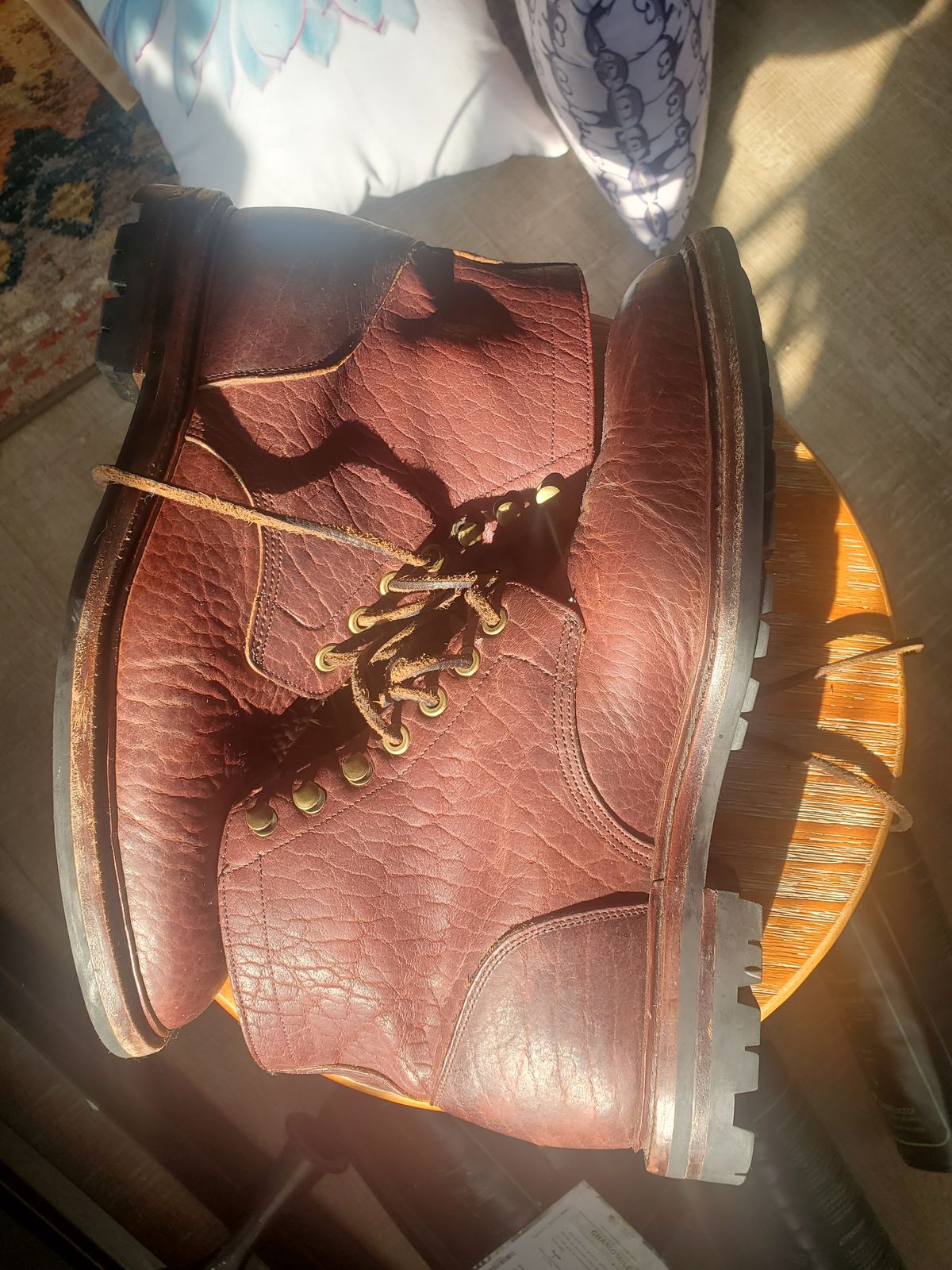 Photo by ma on March 4, 2024 of the Grant Stone Diesel Boot in Seidel Walnut Bison.