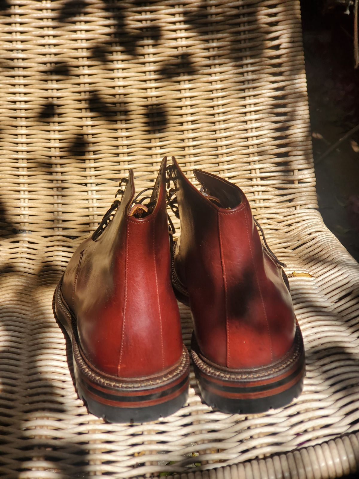 Photo by ma on October 5, 2025 of the Grant Stone Edward Boot in Red Waxed Deer.