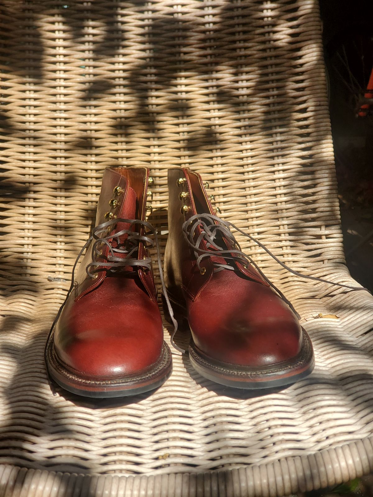 Photo by ma on October 5, 2025 of the Grant Stone Edward Boot in Red Waxed Deer.