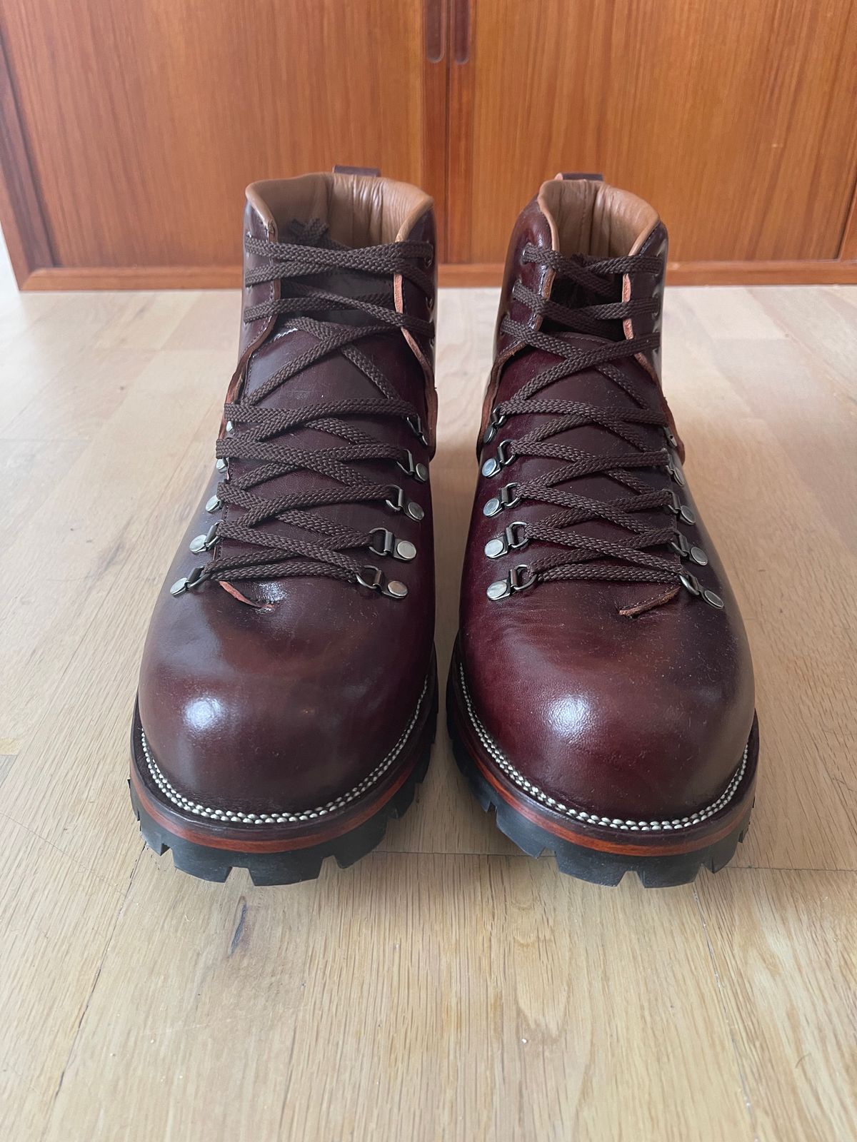 Photo by martining on October 1, 2023 of the Renav HKB - 2415 in Shinki Burgundy Oiled Horsebutt.