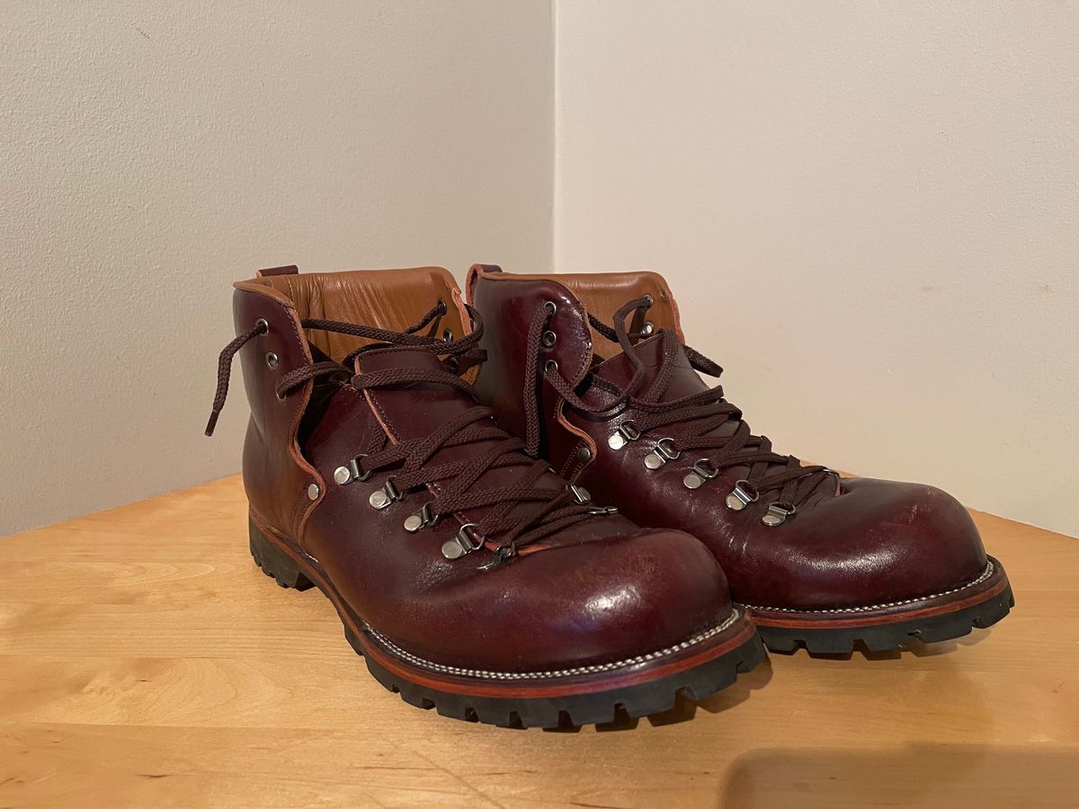 Photo by martining on November 5, 2023 of the Renav HKB - 2415 in Shinki Burgundy Oiled Horsebutt.