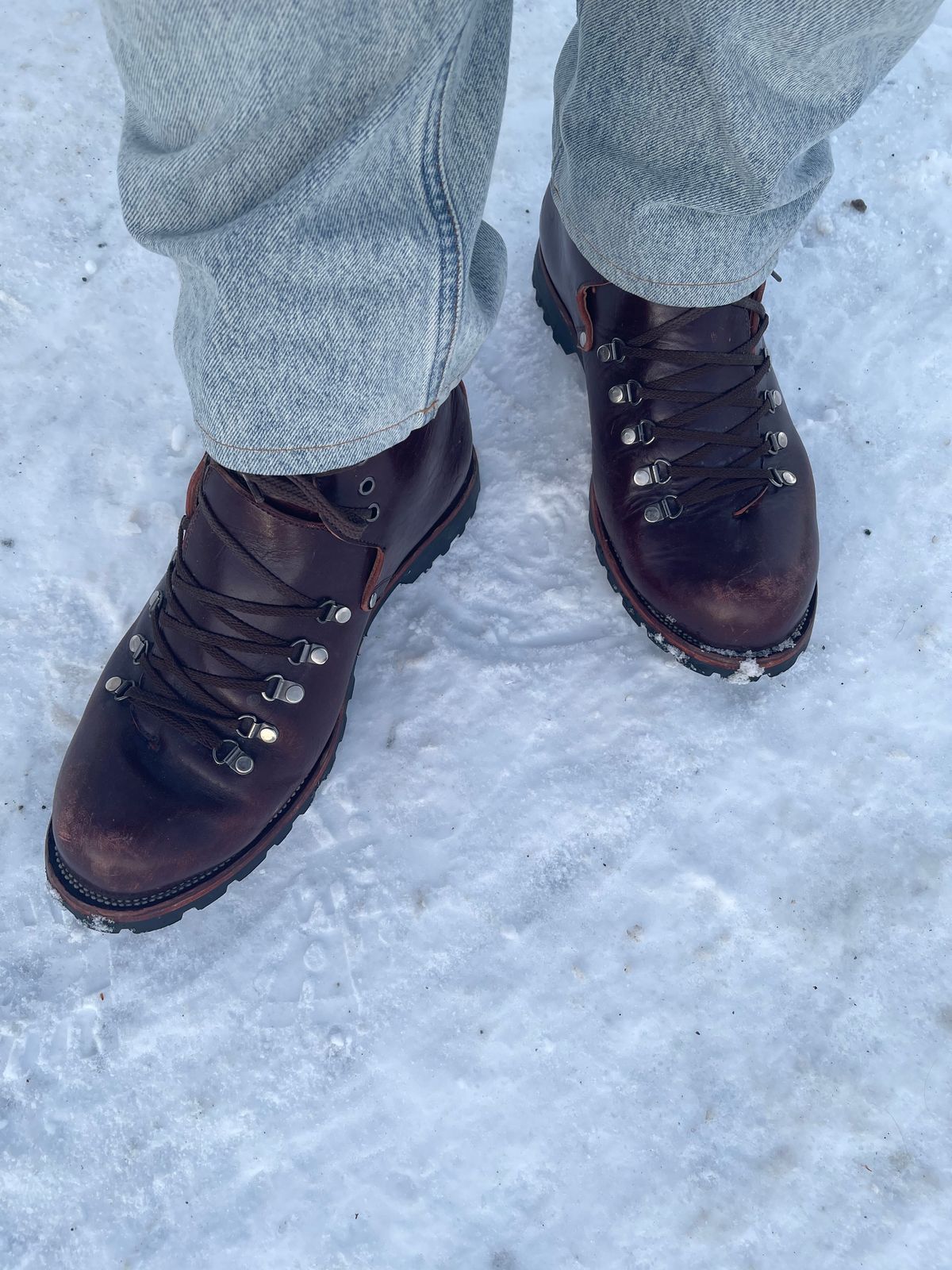 Photo by martining on January 5, 2024 of the Renav HKB - 2415 in Shinki Burgundy Oiled Horsebutt.