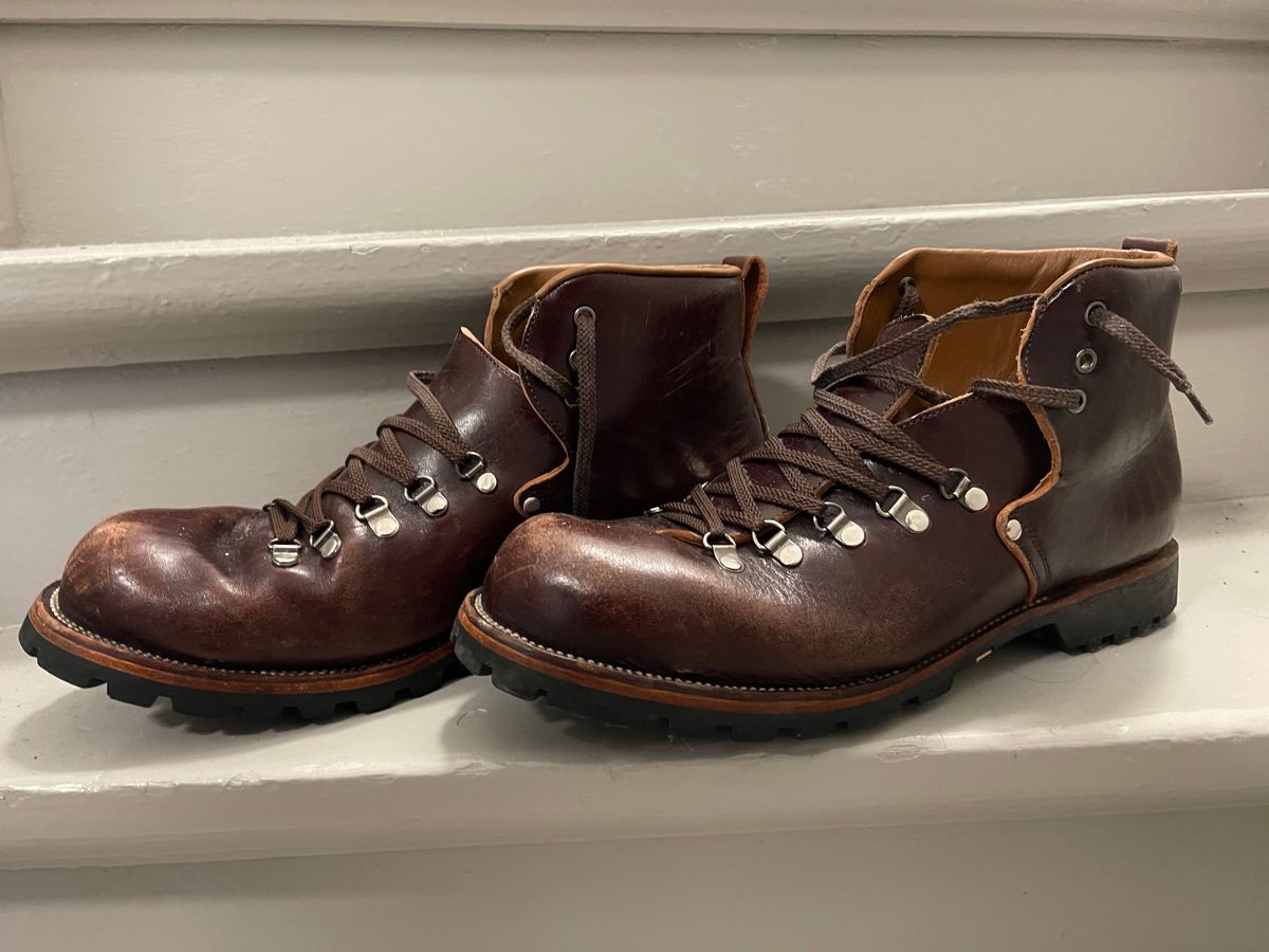 Photo by martining on January 5, 2024 of the Renav HKB - 2415 in Shinki Burgundy Oiled Horsebutt.