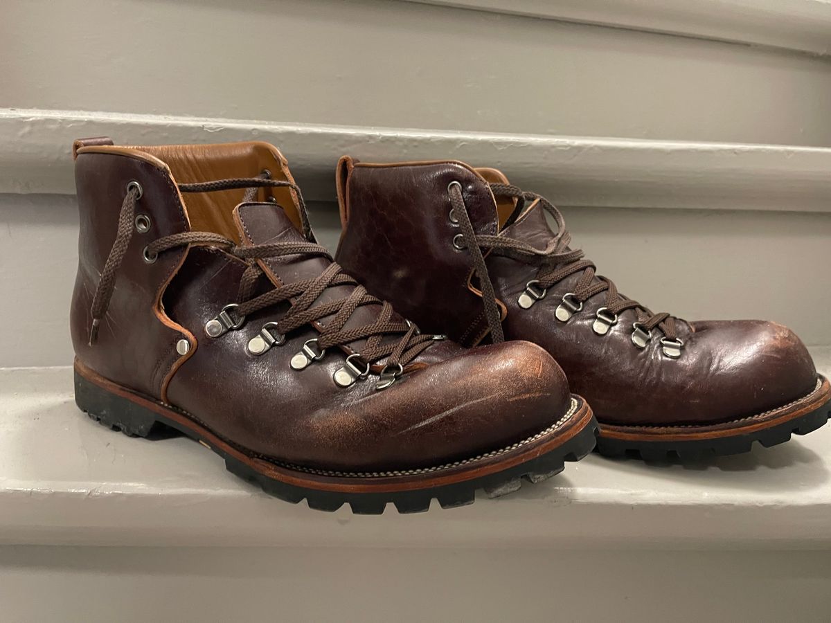 Photo by martining on January 5, 2024 of the Renav HKB - 2415 in Shinki Burgundy Oiled Horsebutt.