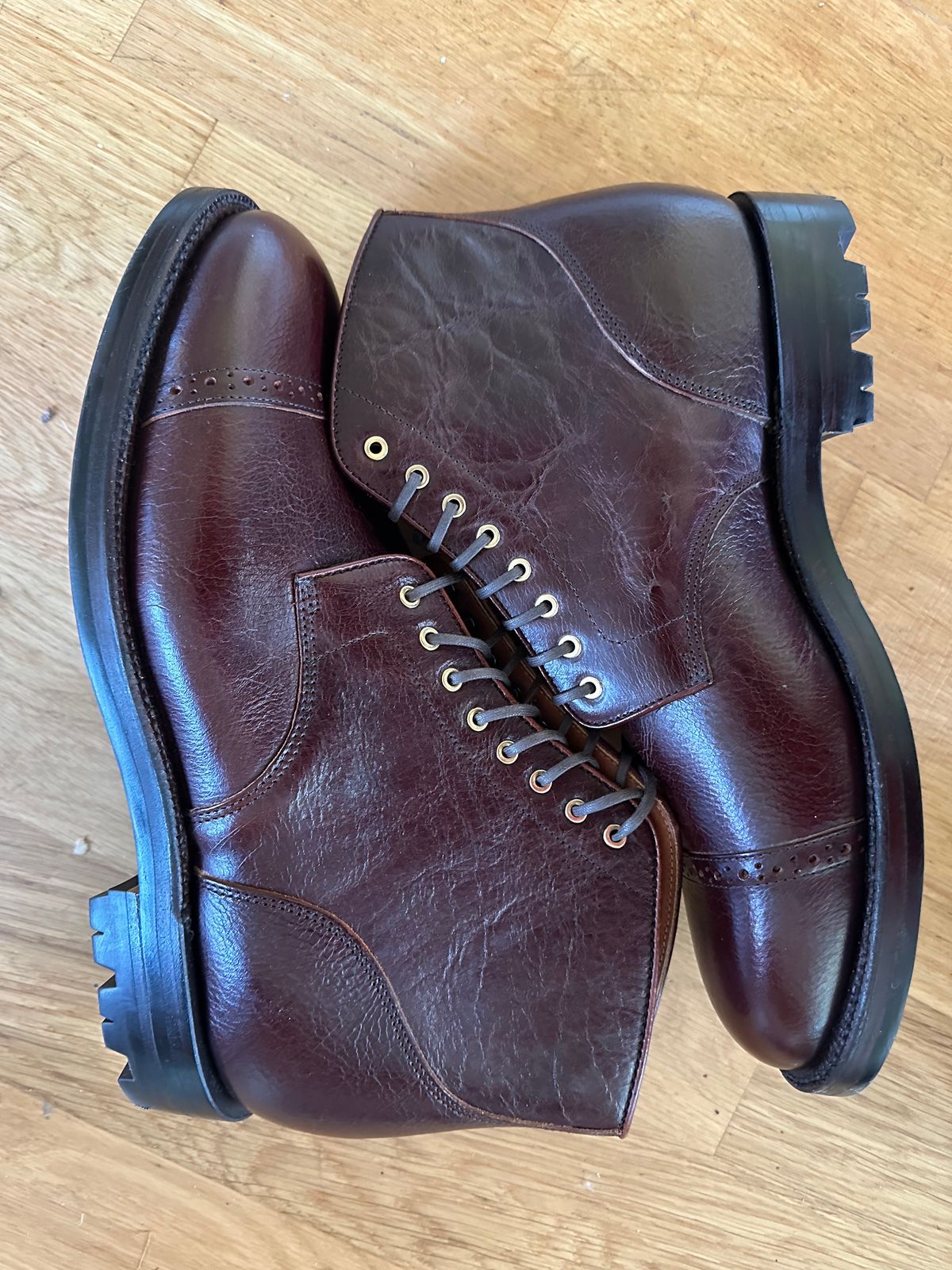 Photo by martining on October 3, 2025 of the Grant Stone Garrison Boot in C.F. Stead Crimson Classic Kudu.