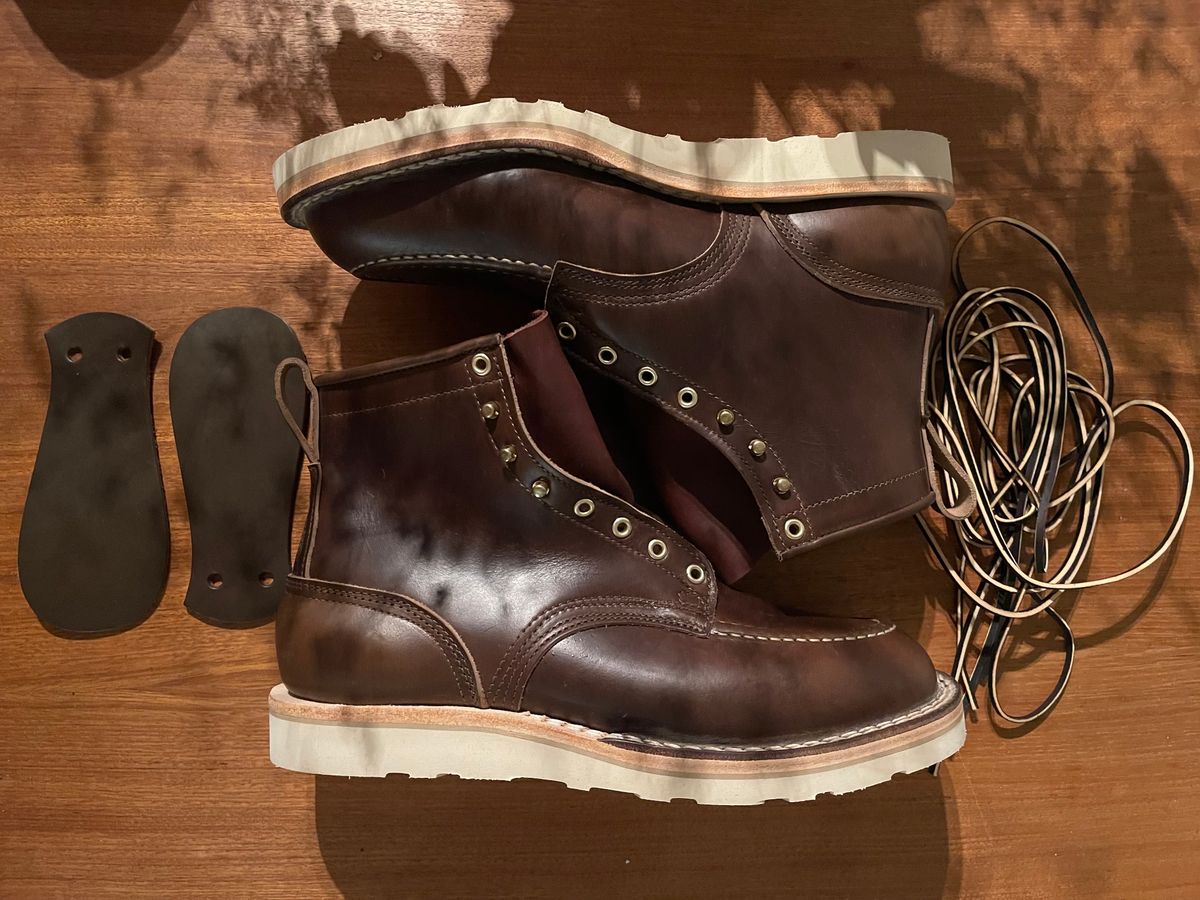 Photo by martining on September 16, 2023 of the Nicks Moc Toe in Horween Dark Olive Chromexcel.