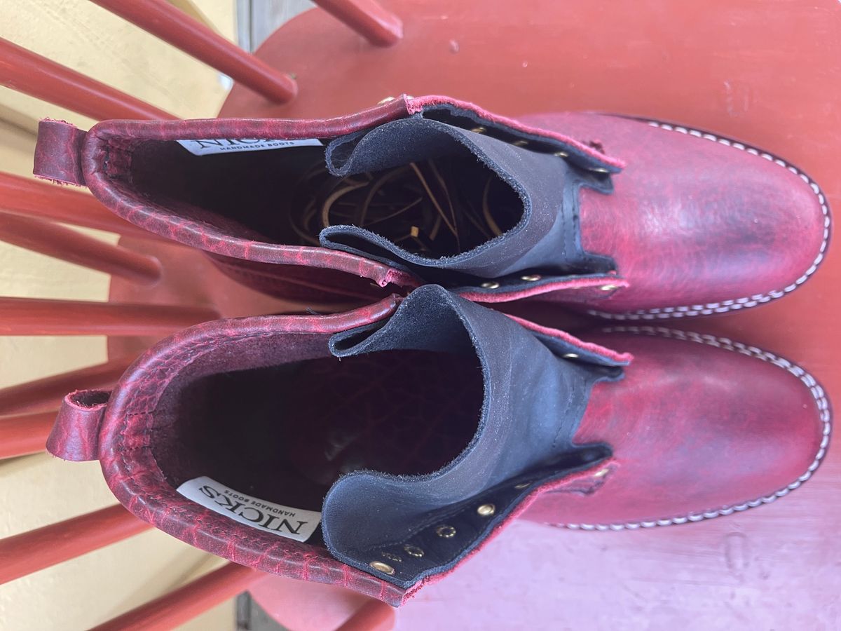 Photo by martining on October 1, 2024 of the Nicks MTO in Law Tanning Oxblood Smooth Shruken Bison.