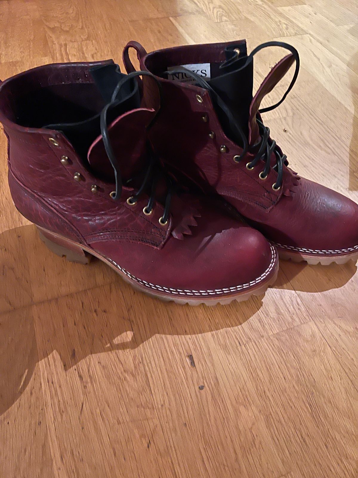 Photo by martining on November 6, 2024 of the Nicks MTO in Law Tanning Oxblood Smooth Shruken Bison.