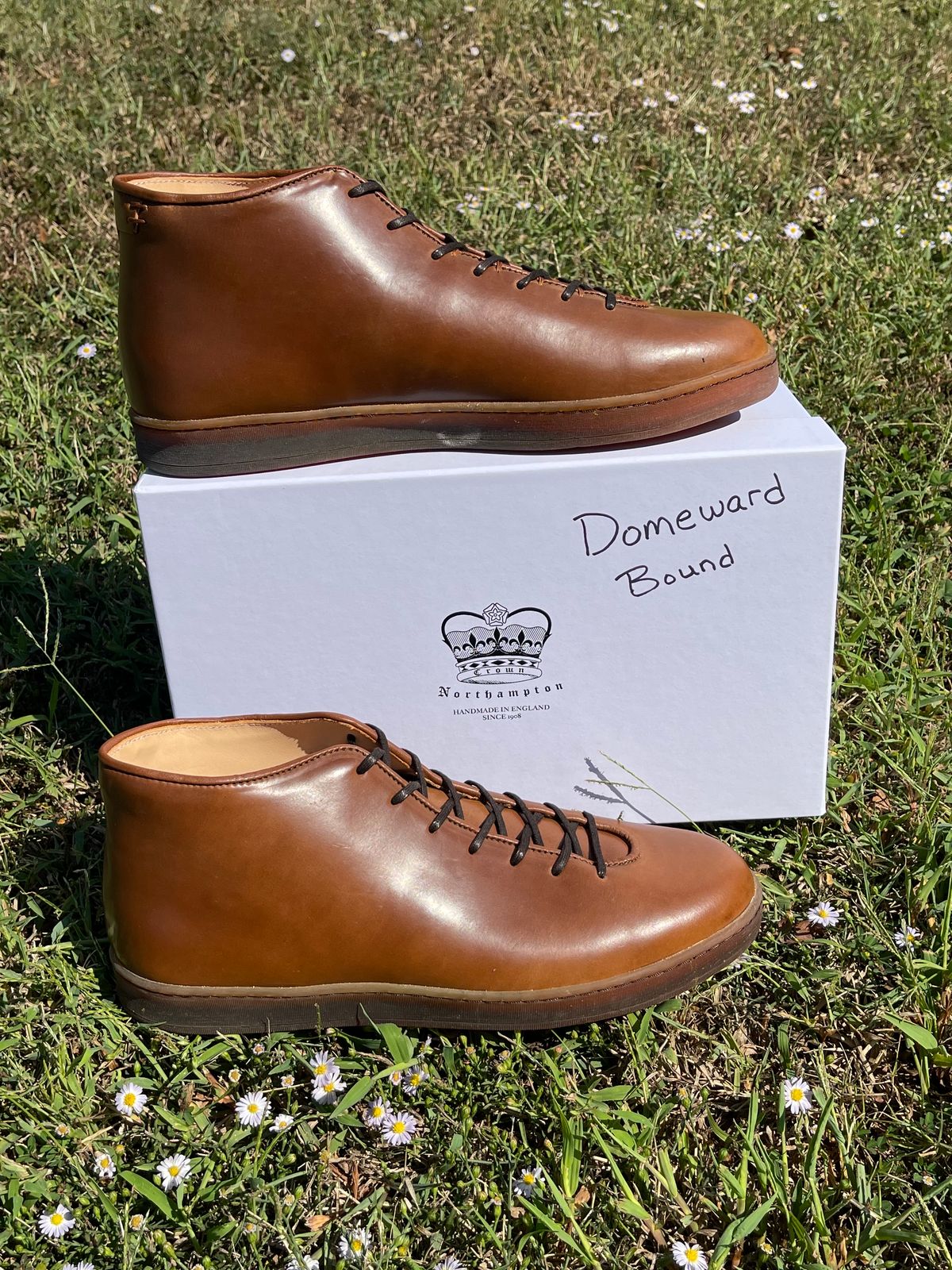 Photo by c.w.hogan on October 1, 2023 of the Crown Northampton Everdon in Horween Bourbon Shell Cordovan.
