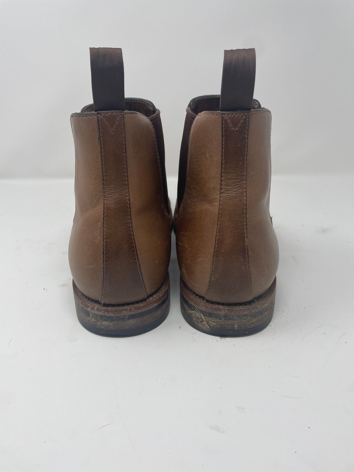Photo by GeneParmPrivateEye on January 5, 2023 of the Grant Stone Chelsea Boot in Horween Natural Chromexcel.