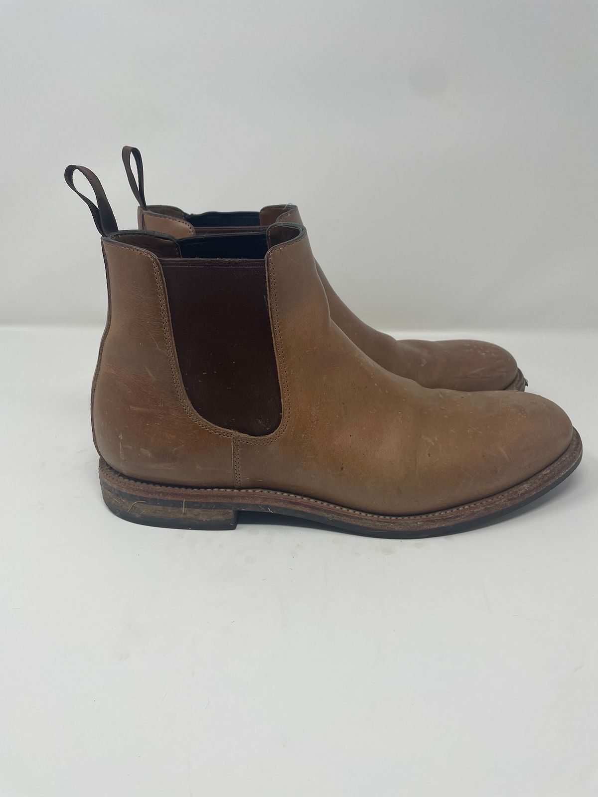 Photo by GeneParmPrivateEye on January 5, 2023 of the Grant Stone Chelsea Boot in Horween Natural Chromexcel.