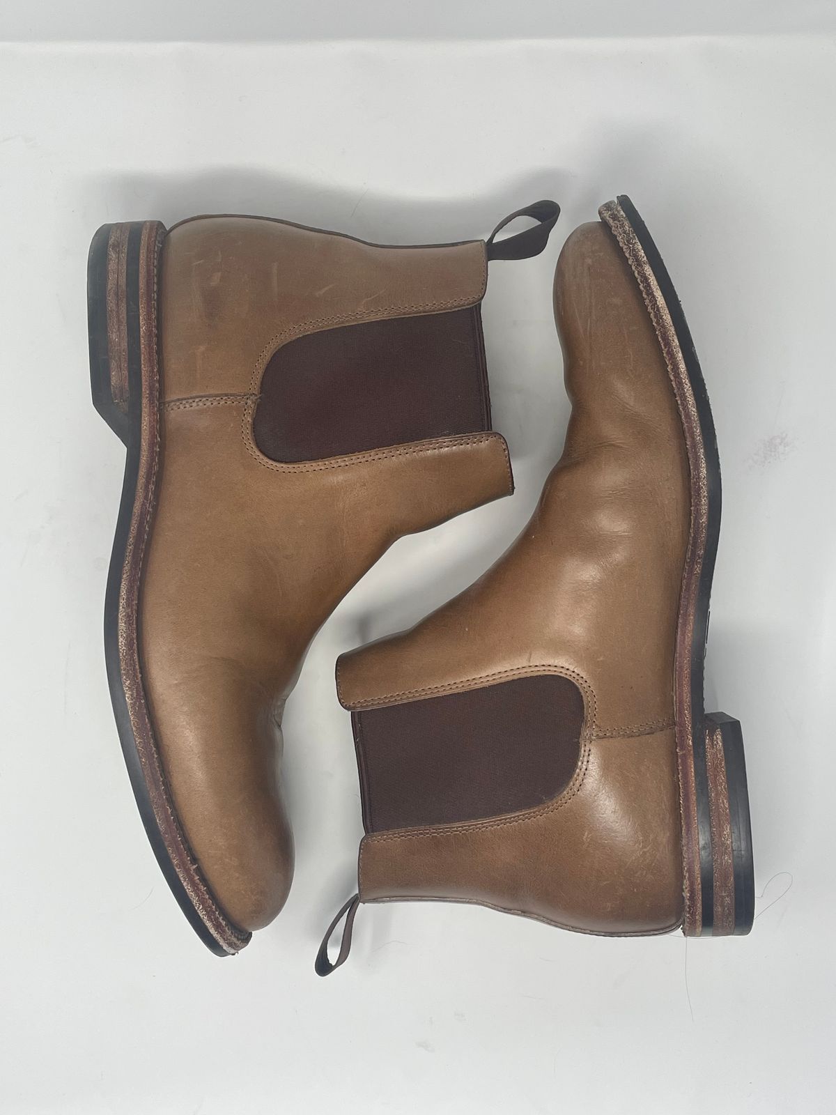 Photo by GeneParmPrivateEye on February 3, 2023 of the Grant Stone Chelsea Boot in Horween Natural Chromexcel.