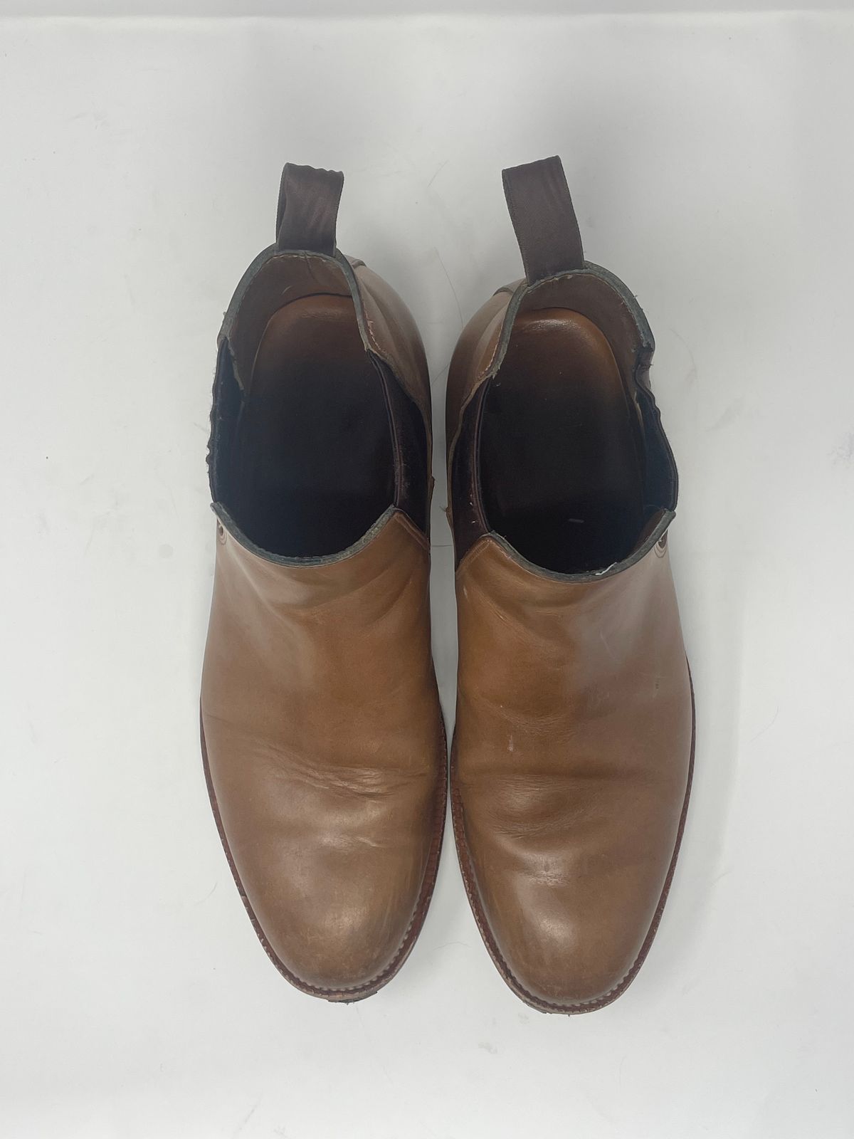 Photo by GeneParmPrivateEye on February 3, 2023 of the Grant Stone Chelsea Boot in Horween Natural Chromexcel.