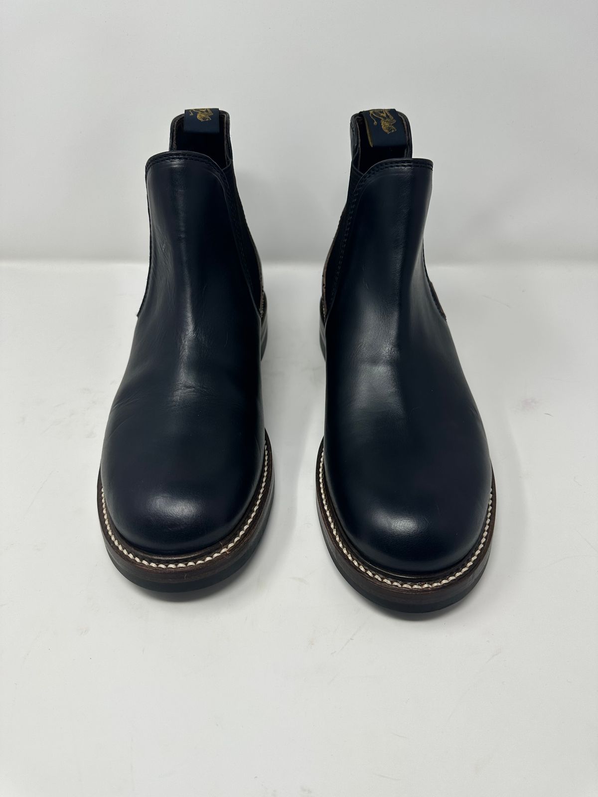 Photo by GeneParmPrivateEye on October 1, 2023 of the John Lofgren Chelsea Boots in Horween Black Chromexcel.