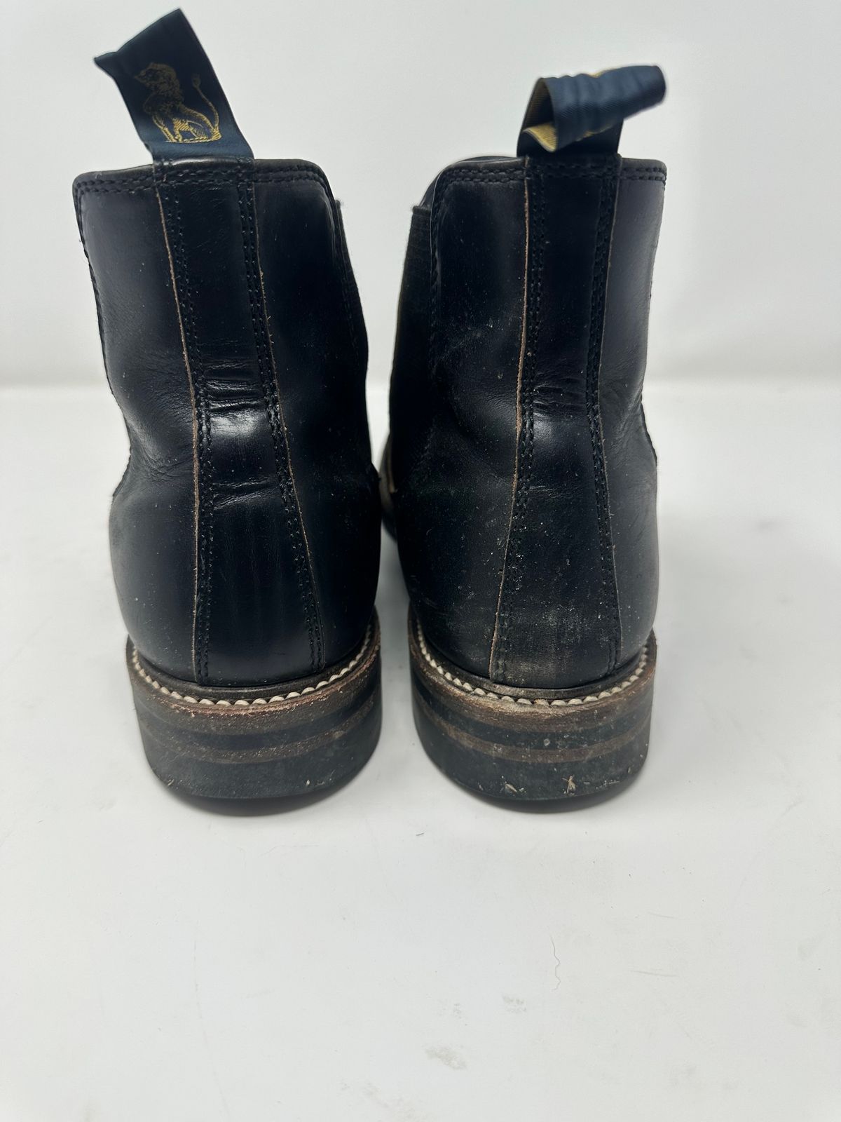 Photo by GeneParmPrivateEye on December 5, 2023 of the John Lofgren Chelsea Boots in Horween Black Chromexcel.