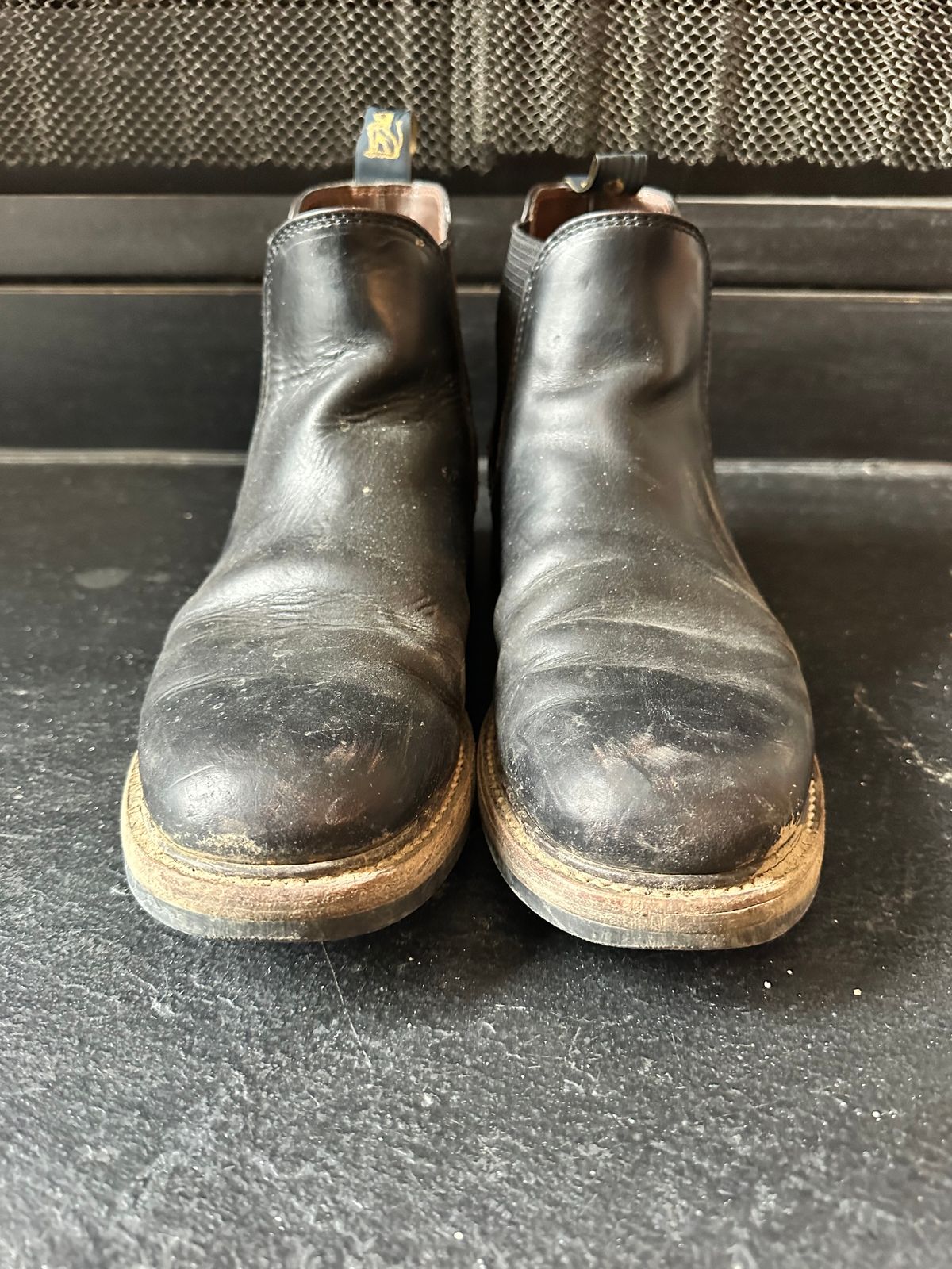 Photo by GeneParmPrivateEye on February 5, 2024 of the John Lofgren Chelsea Boots in Horween Black Chromexcel.