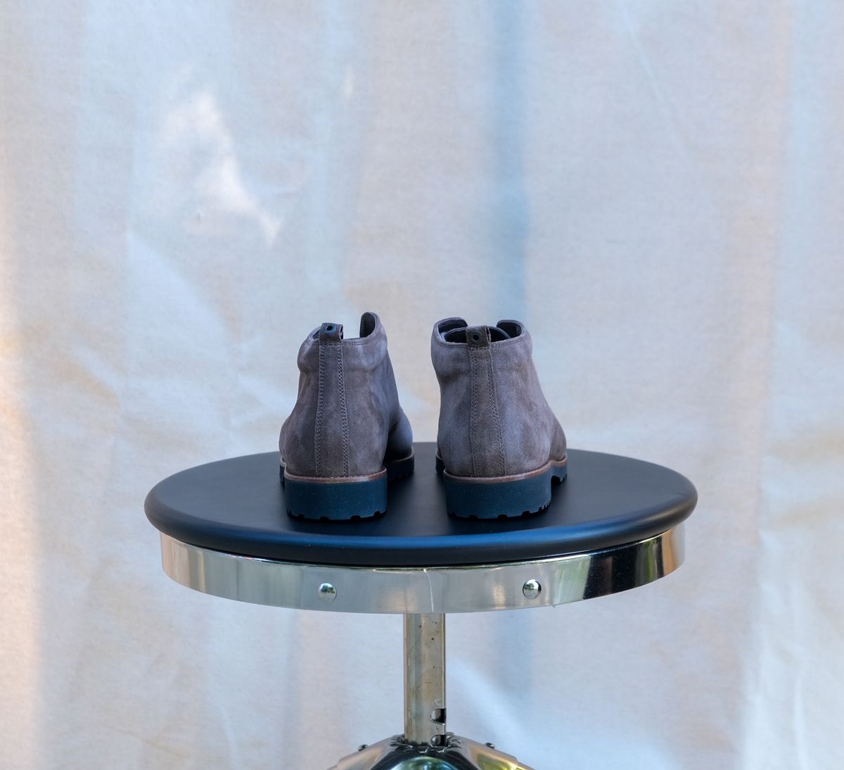 Photo by flyingdutchess on October 4, 2024 of the Ganter Chukka in C.F. Stead Snuff Janus Calf Suede.
