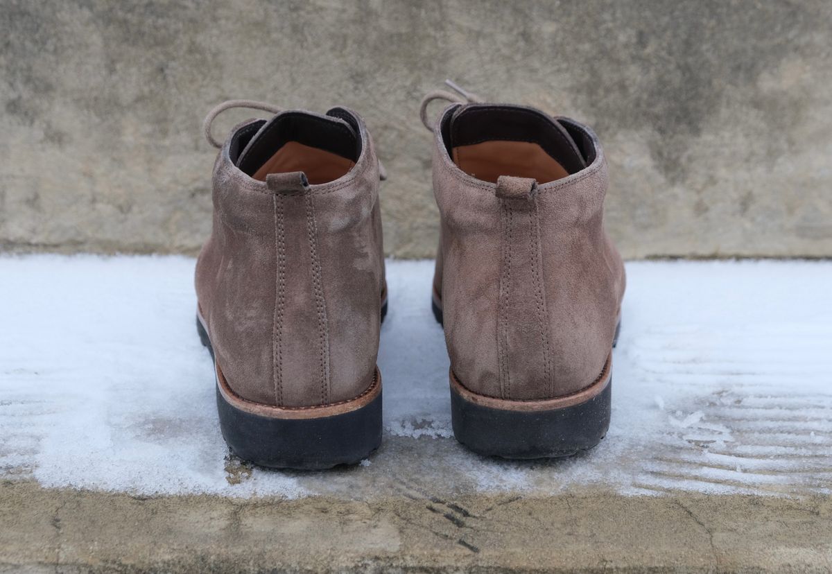 Photo by flyingdutchess on February 2, 2025 of the Ganter Chukka in C.F. Stead Snuff Janus Calf Suede.