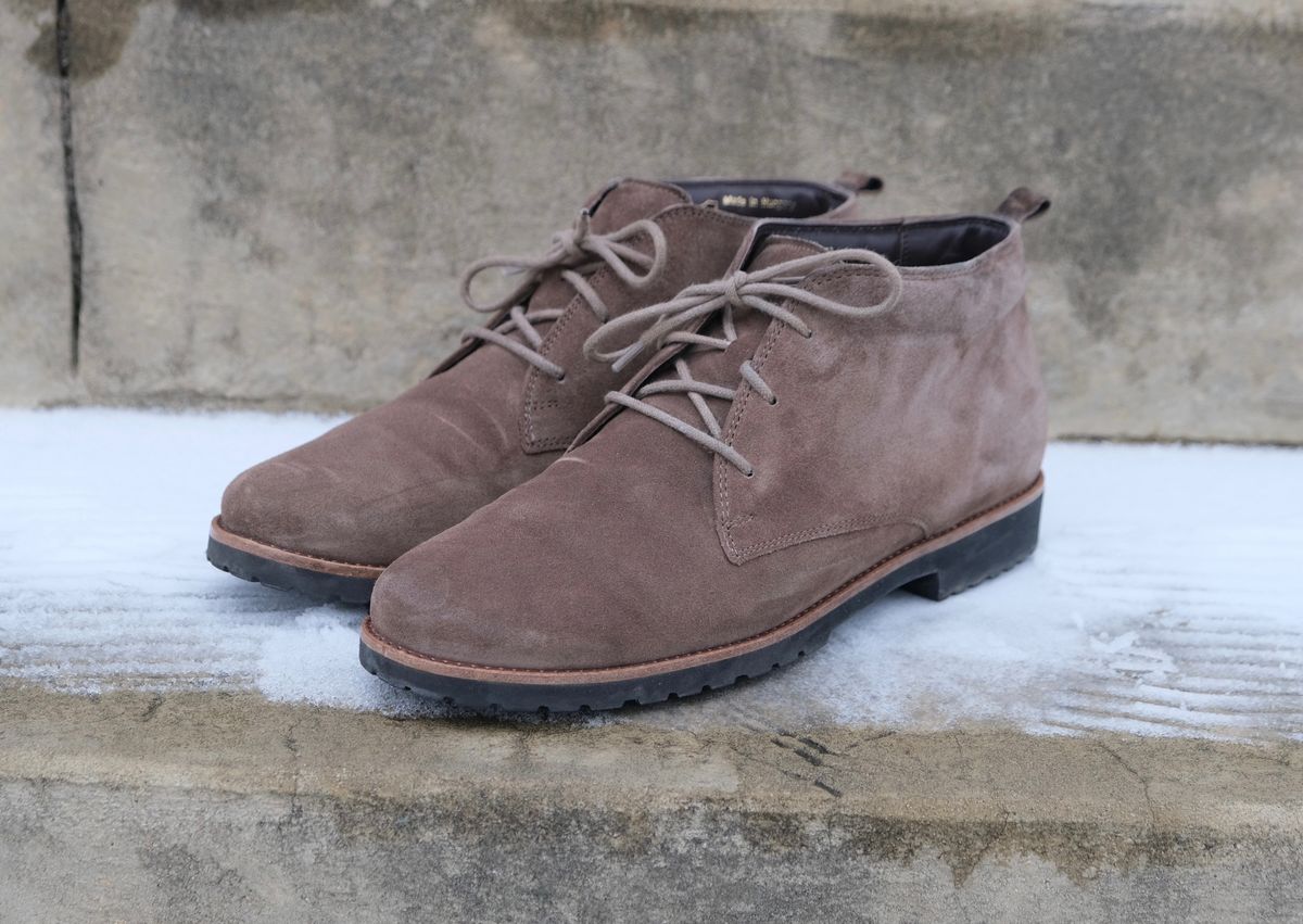 Photo by flyingdutchess on February 2, 2025 of the Ganter Chukka in C.F. Stead Snuff Janus Calf Suede.