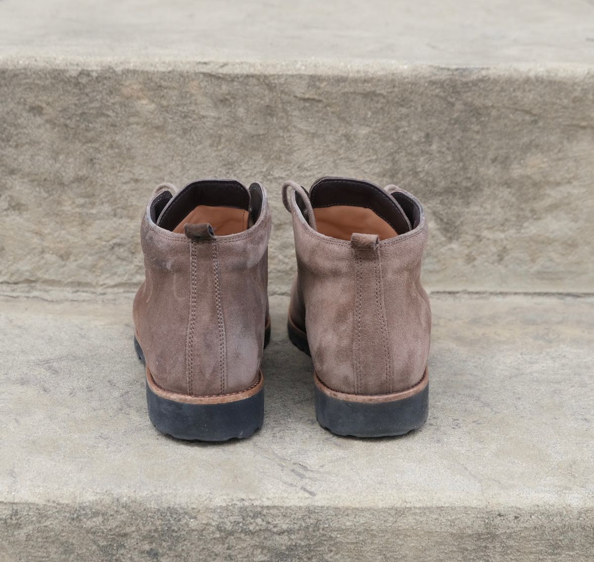 Photo by flyingdutchess on March 28, 2025 of the Ganter Chukka in C.F. Stead Snuff Janus Calf Suede.
