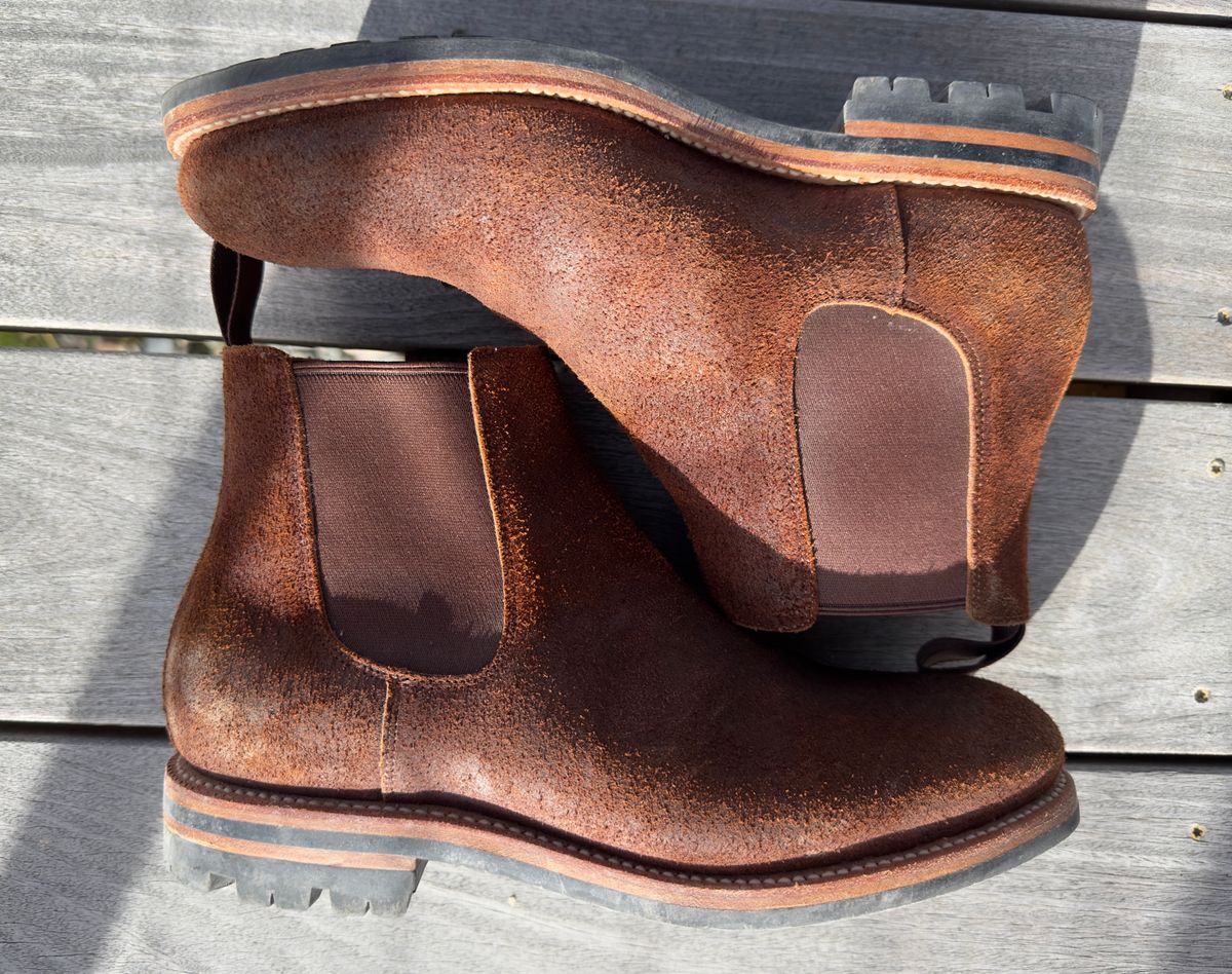 Photo by rbayon on November 4, 2023 of the Grant Stone Chelsea Boot in C.F. Stead Dark Oak Roughout.