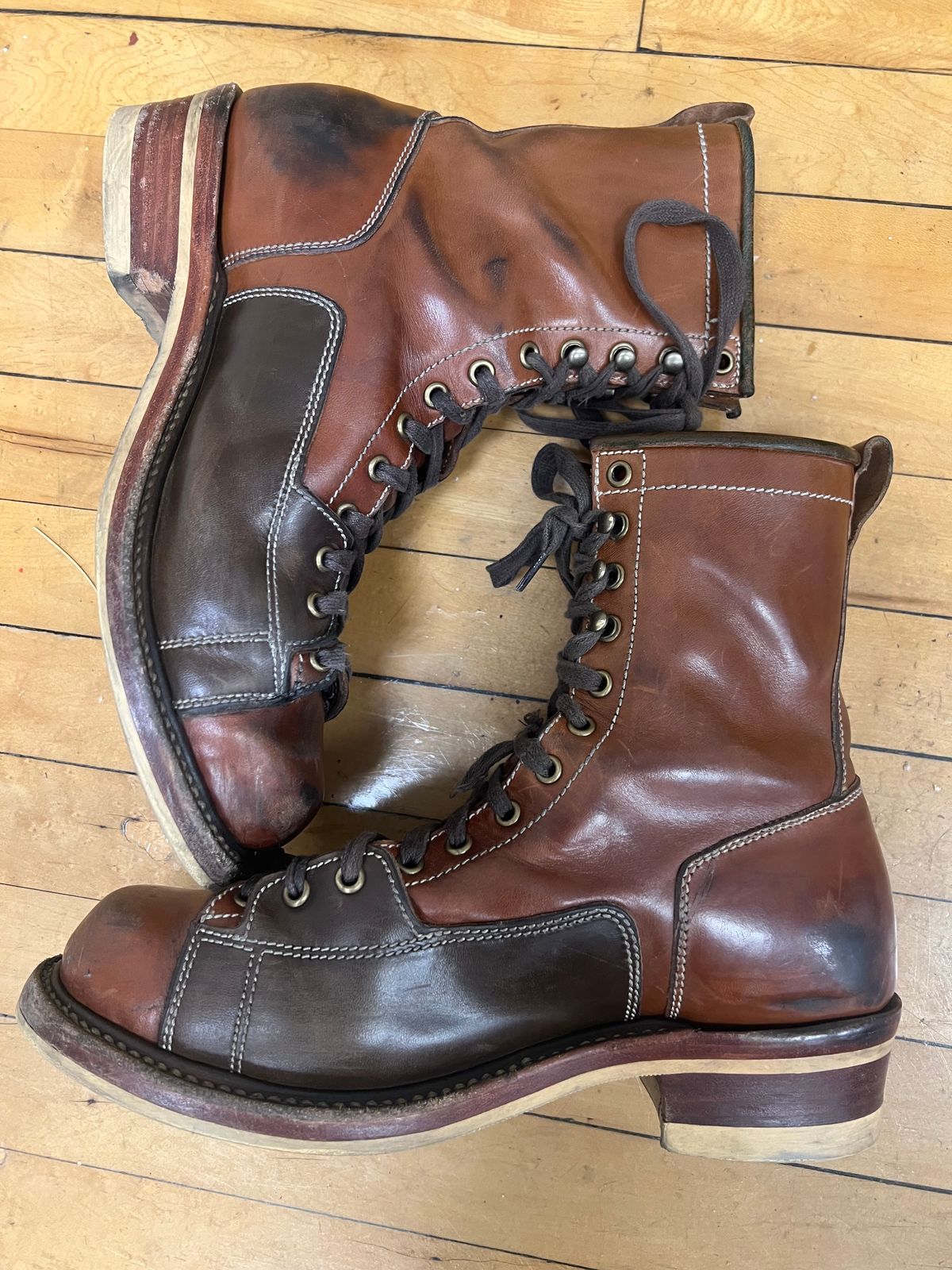 Photo by AlManuel on February 5, 2026 of the Willie's Handmade Boots Pioneer Lace To Toe in Maryam Toscanello TPR Horsebutt.