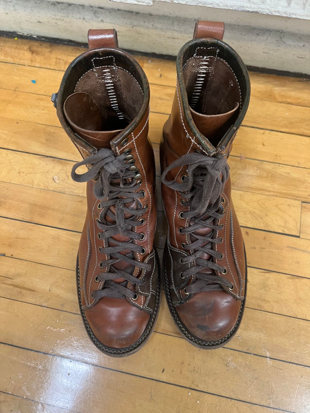 Photo by AlManuel on February 5, 2026 of the Willie's Handmade Boots Pioneer Lace To Toe in Maryam Toscanello TPR Horsebutt.