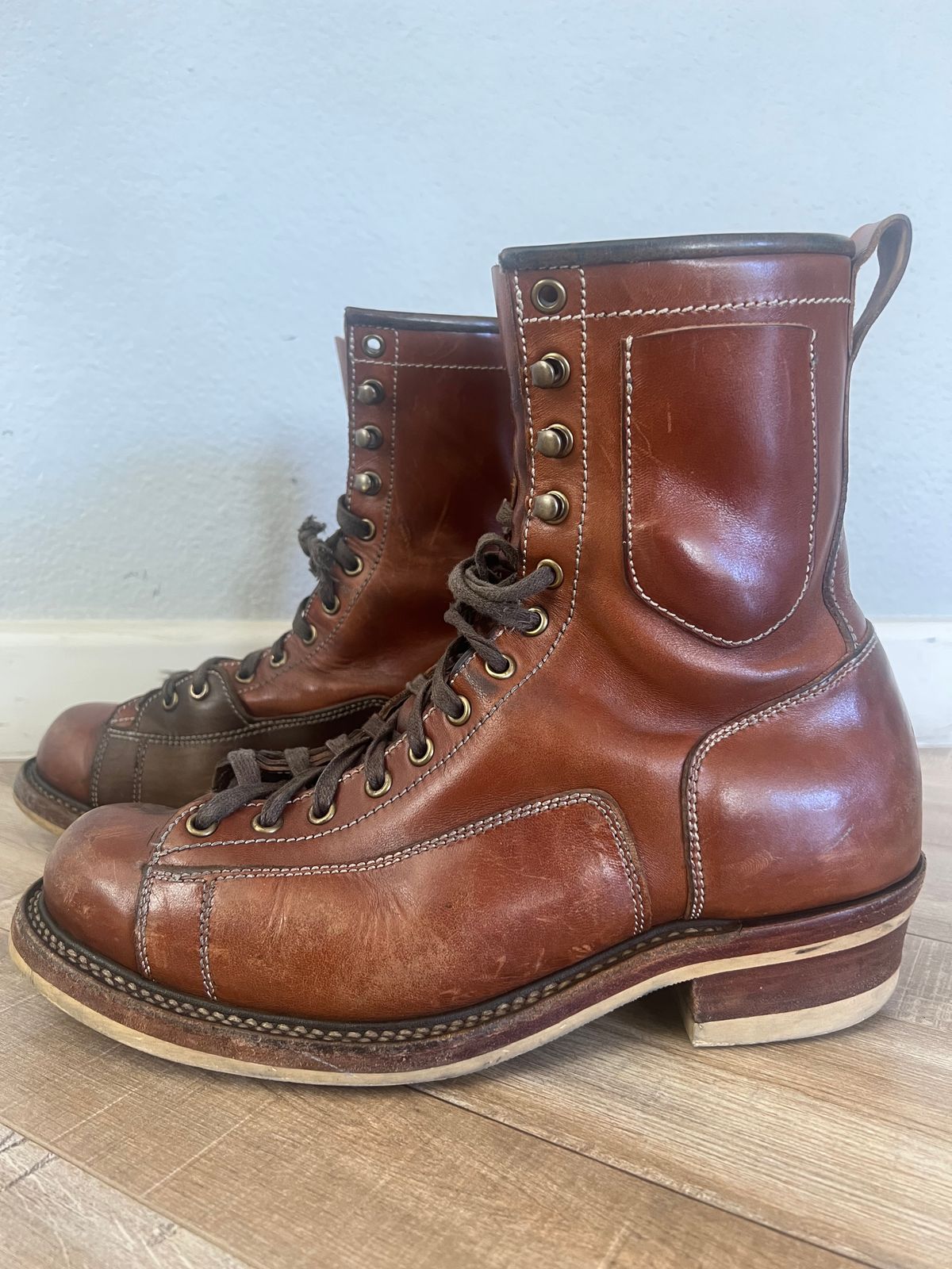 Photo by AlManuel on March 1, 2026 of the Willie's Handmade Boots Pioneer Lace To Toe in Maryam Toscanello TPR Horsebutt.