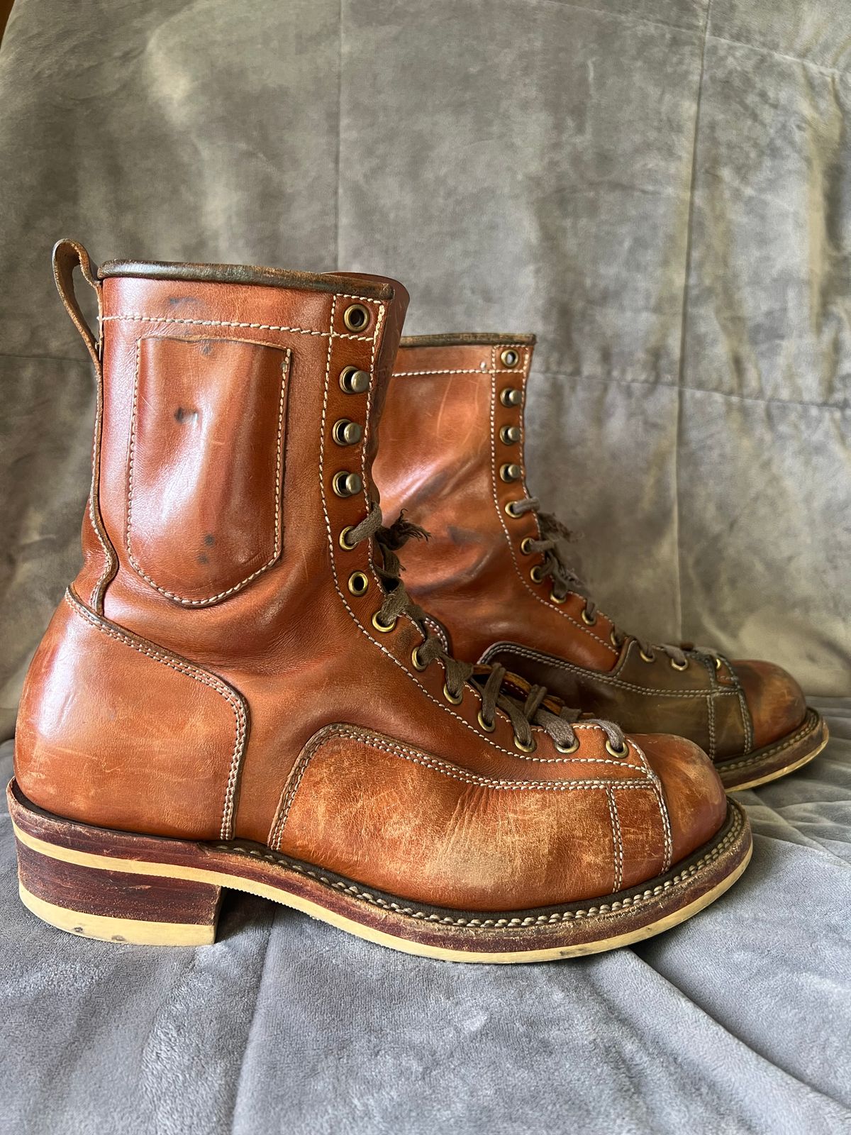 Photo by AlManuel on April 3, 2026 of the Willie's Handmade Boots Pioneer Lace To Toe in Maryam Toscanello TPR Horsebutt.