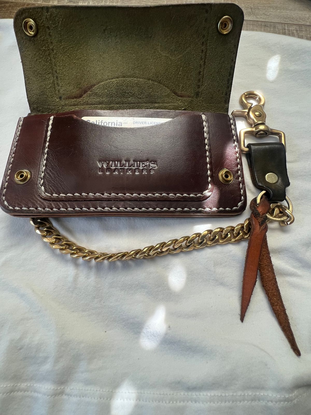 Photo by AlManuel on March 1, 2026 of the Willie's Handmade Boots Biker Wallet in Badalassi Carlo Oliva Minerva.