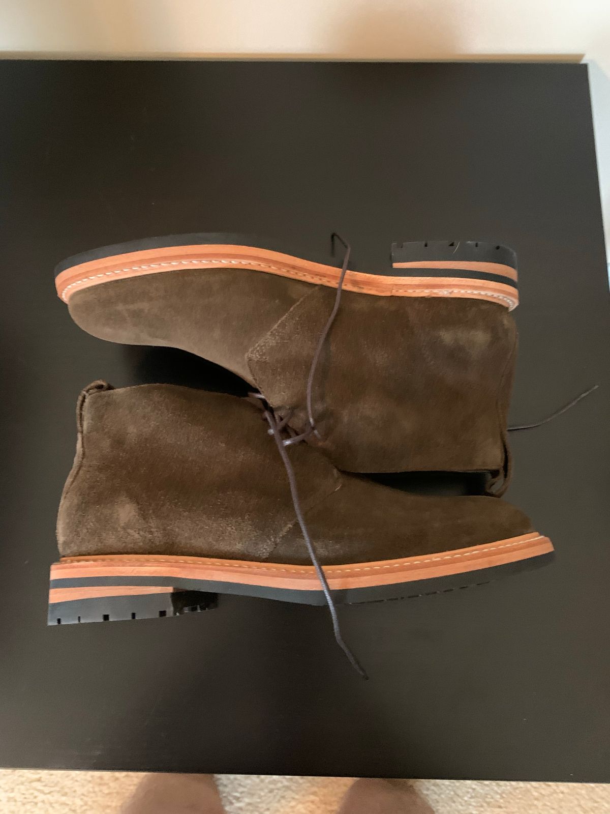 Photo by natjow on October 1, 2022 of the Taylor Stitch Unlisted Model in Olive Suede.