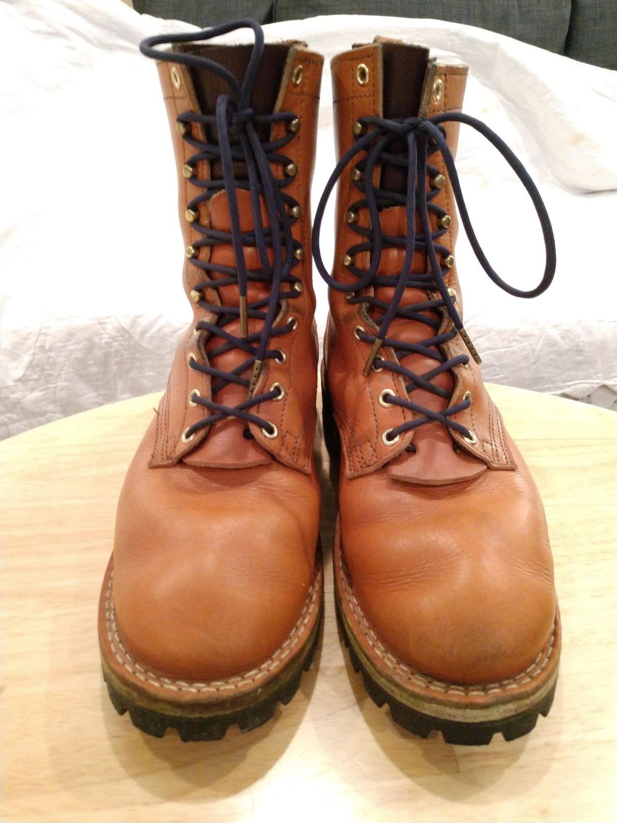Photo by Augustus on November 3, 2023 of the Nicks DomePro in Wickett & Craig Tan English Bridle.