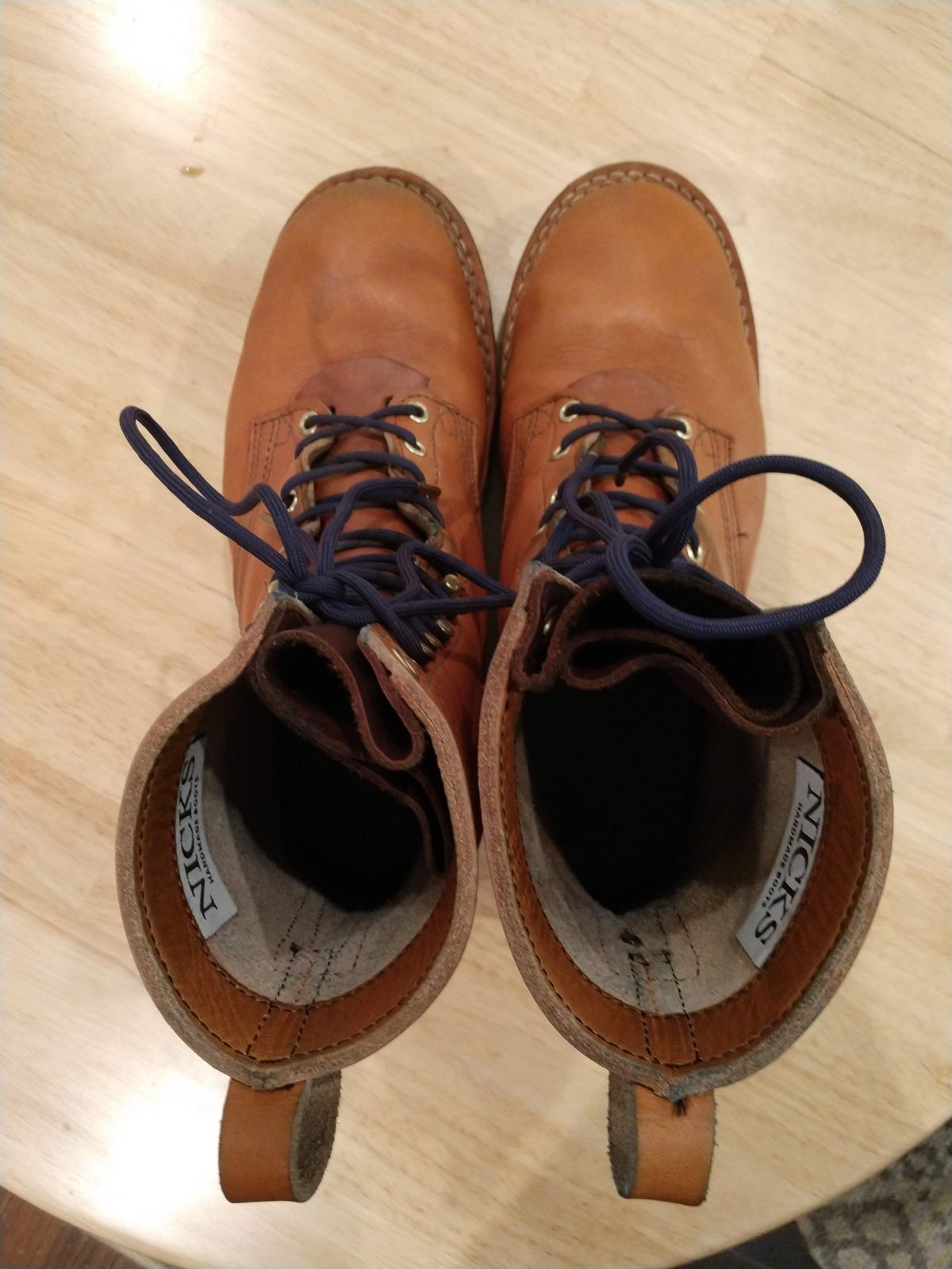 Photo by Augustus on November 3, 2023 of the Nicks DomePro in Wickett & Craig Tan English Bridle.