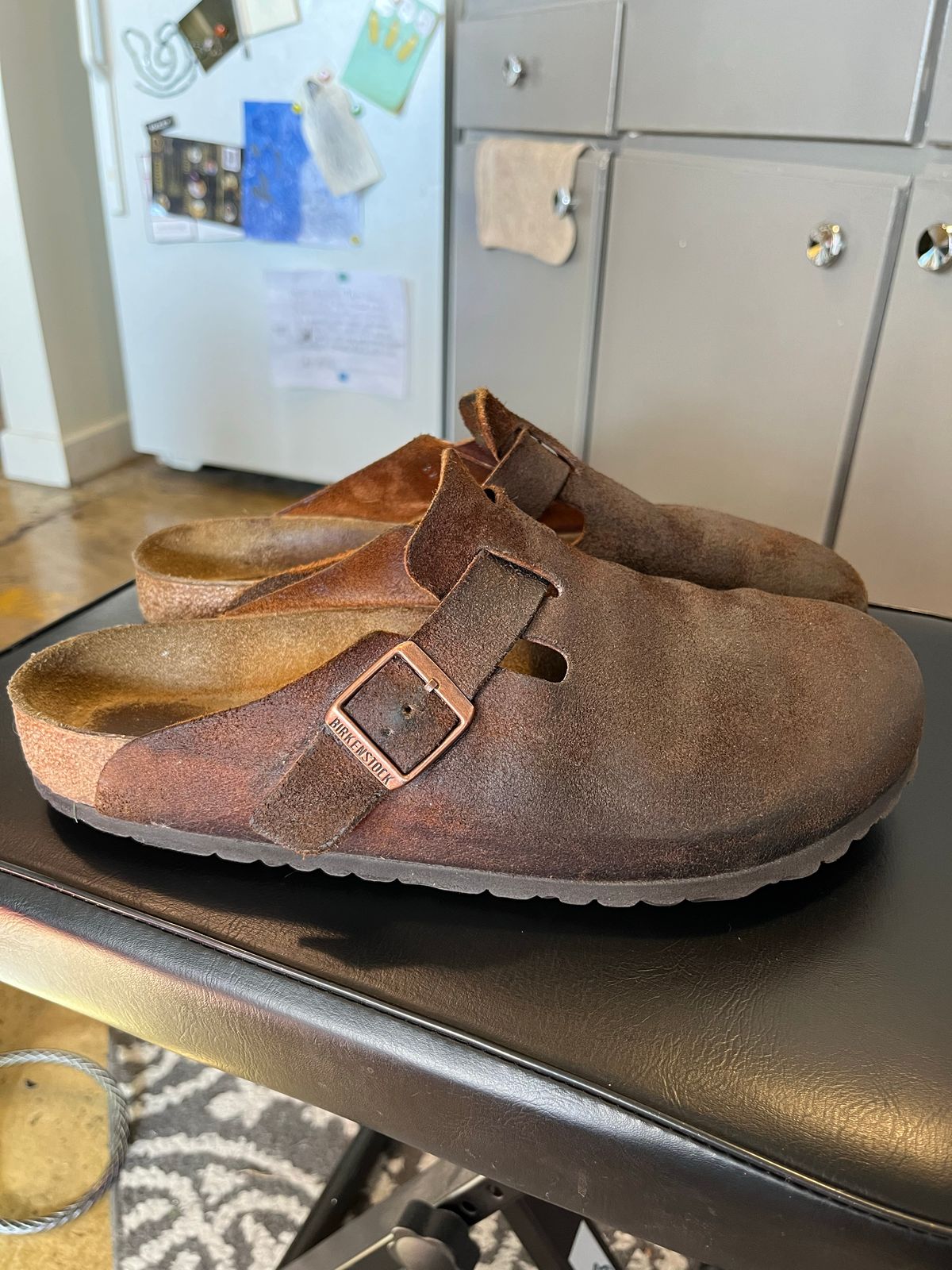 Photo by WaxDaddy on November 3, 2022 of the Birkenstock Boston in Mink Suede.