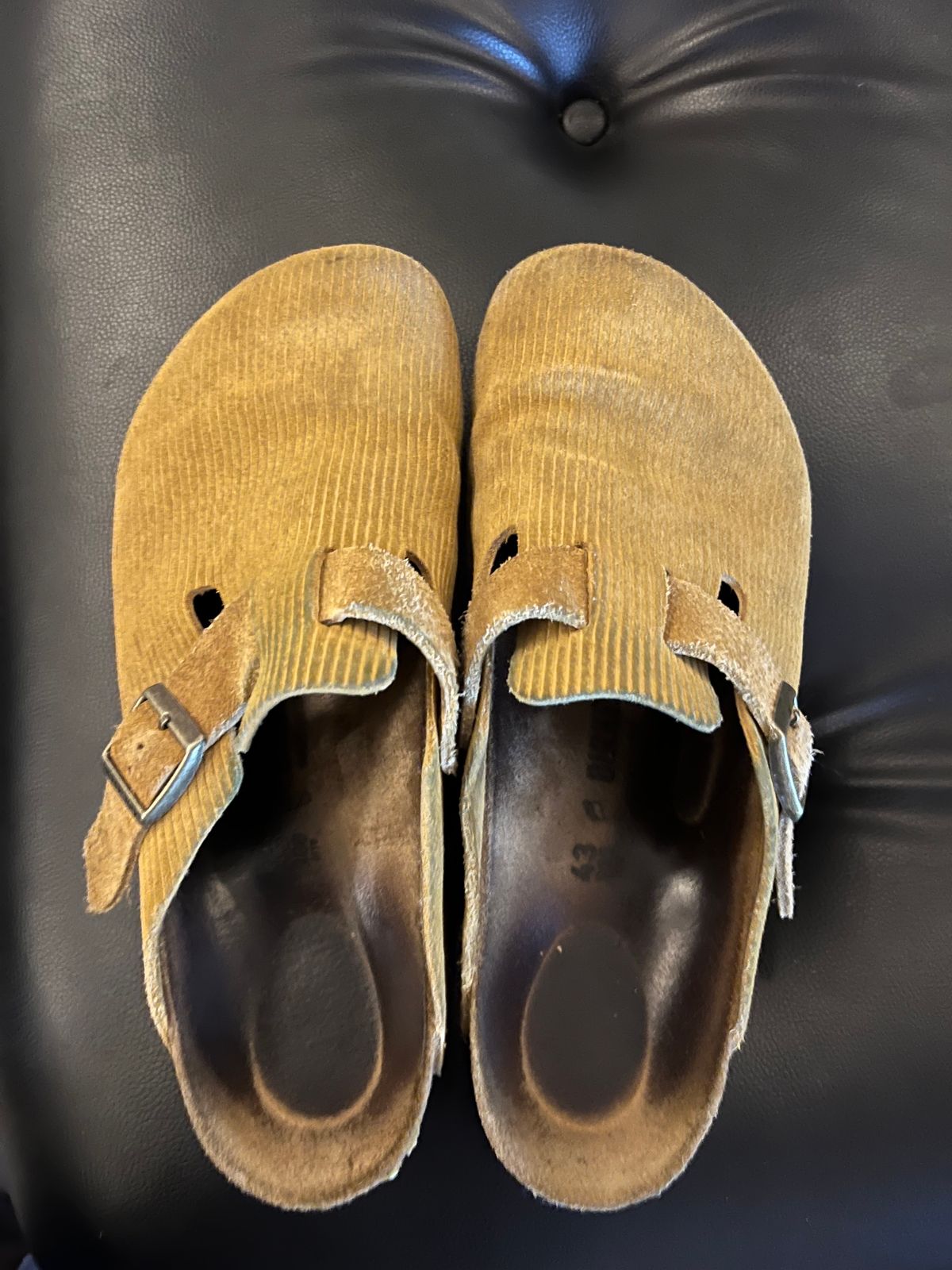 Photo by WaxDaddy on January 6, 2024 of the Birkenstock Boston in Cork Brown Embossed Suede.