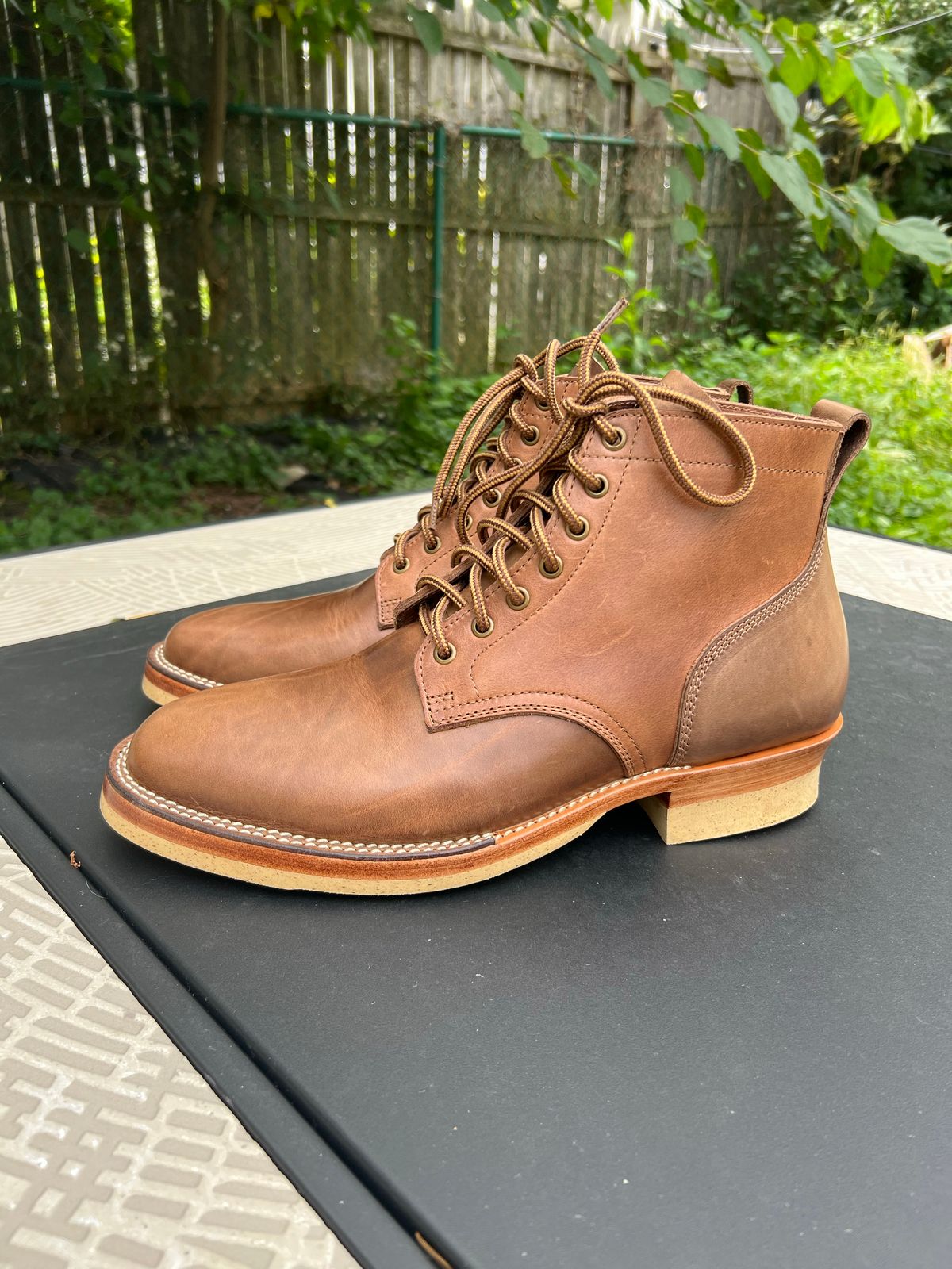 Photo by Rivera on October 1, 2022 of the Monroe Unlisted Model in Horween Natural Chromexcel.
