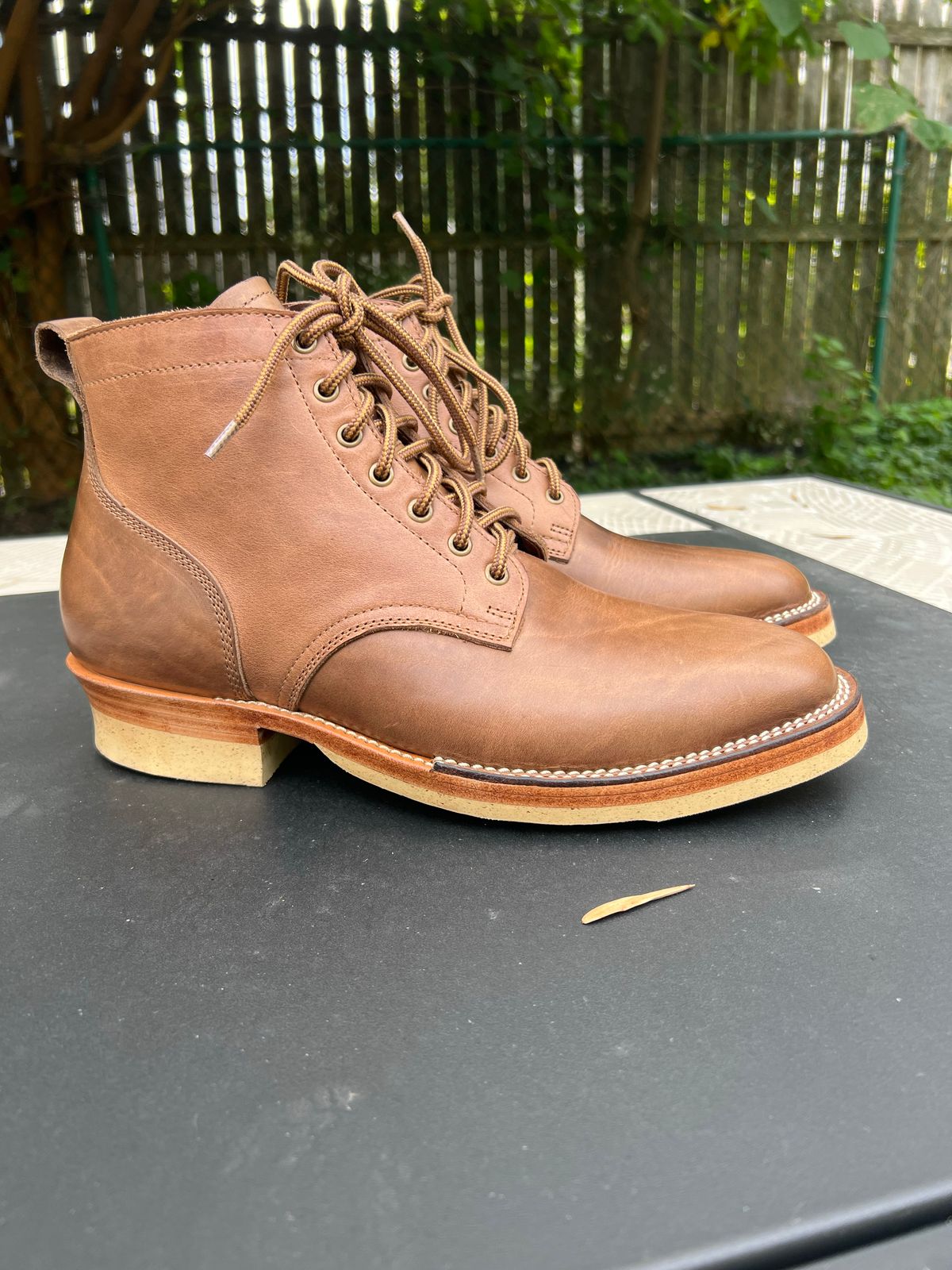 Photo by Rivera on October 1, 2022 of the Monroe Unlisted Model in Horween Natural Chromexcel.