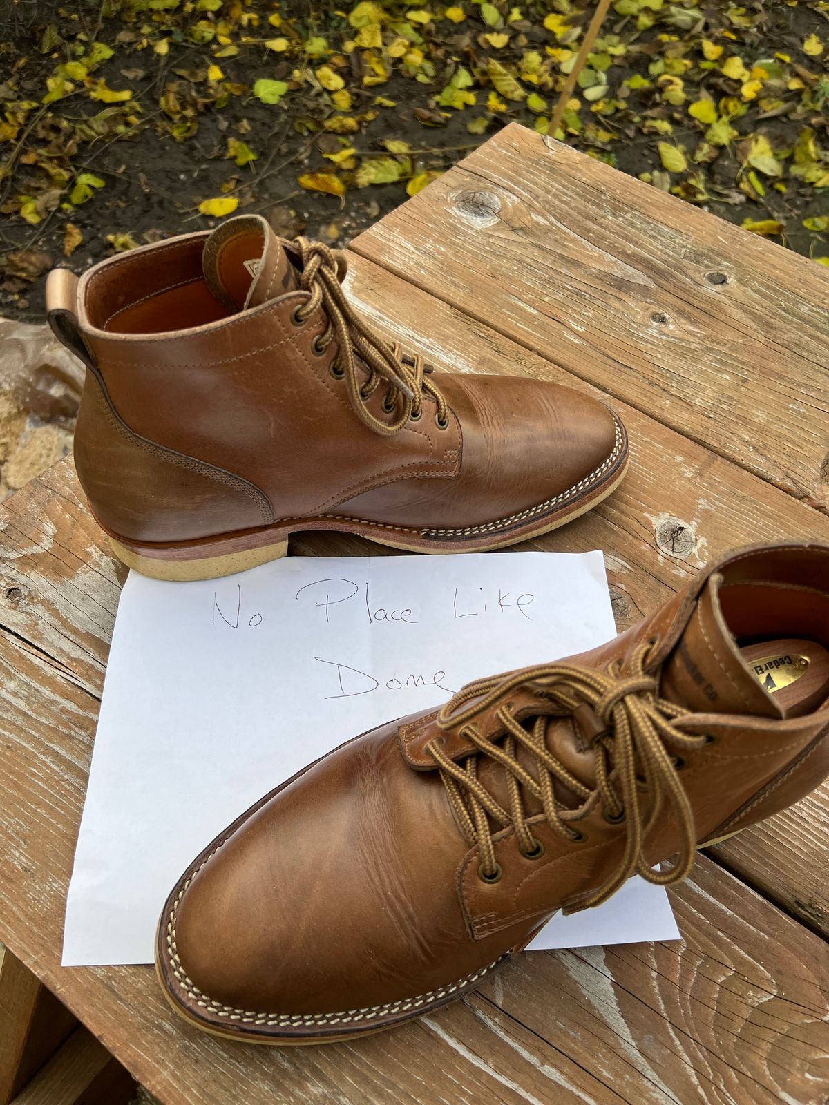 Photo by Rivera on November 4, 2022 of the Monroe Unlisted Model in Horween Natural Chromexcel.