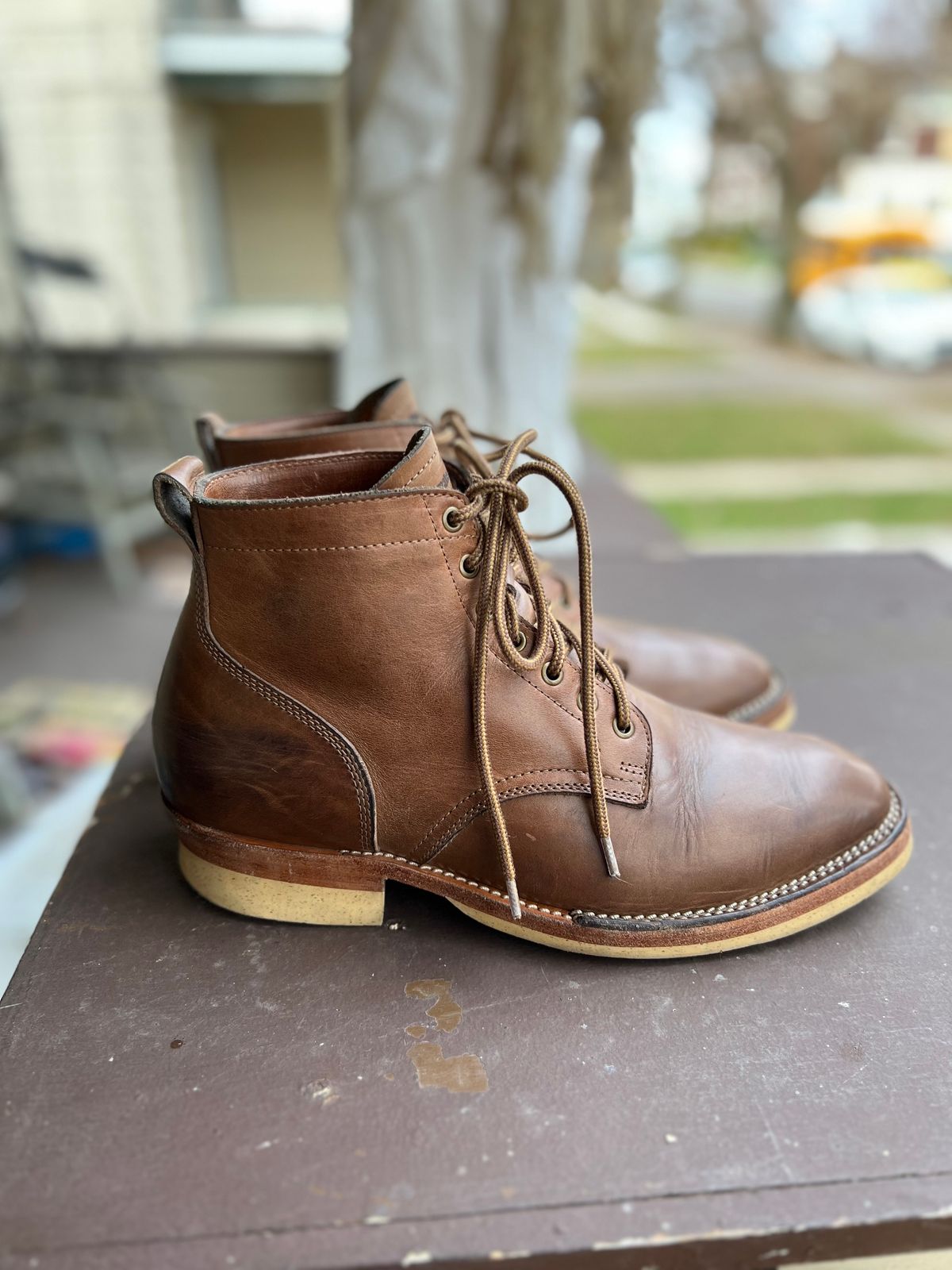 Photo by Rivera on December 6, 2022 of the Monroe Unlisted Model in Horween Natural Chromexcel.