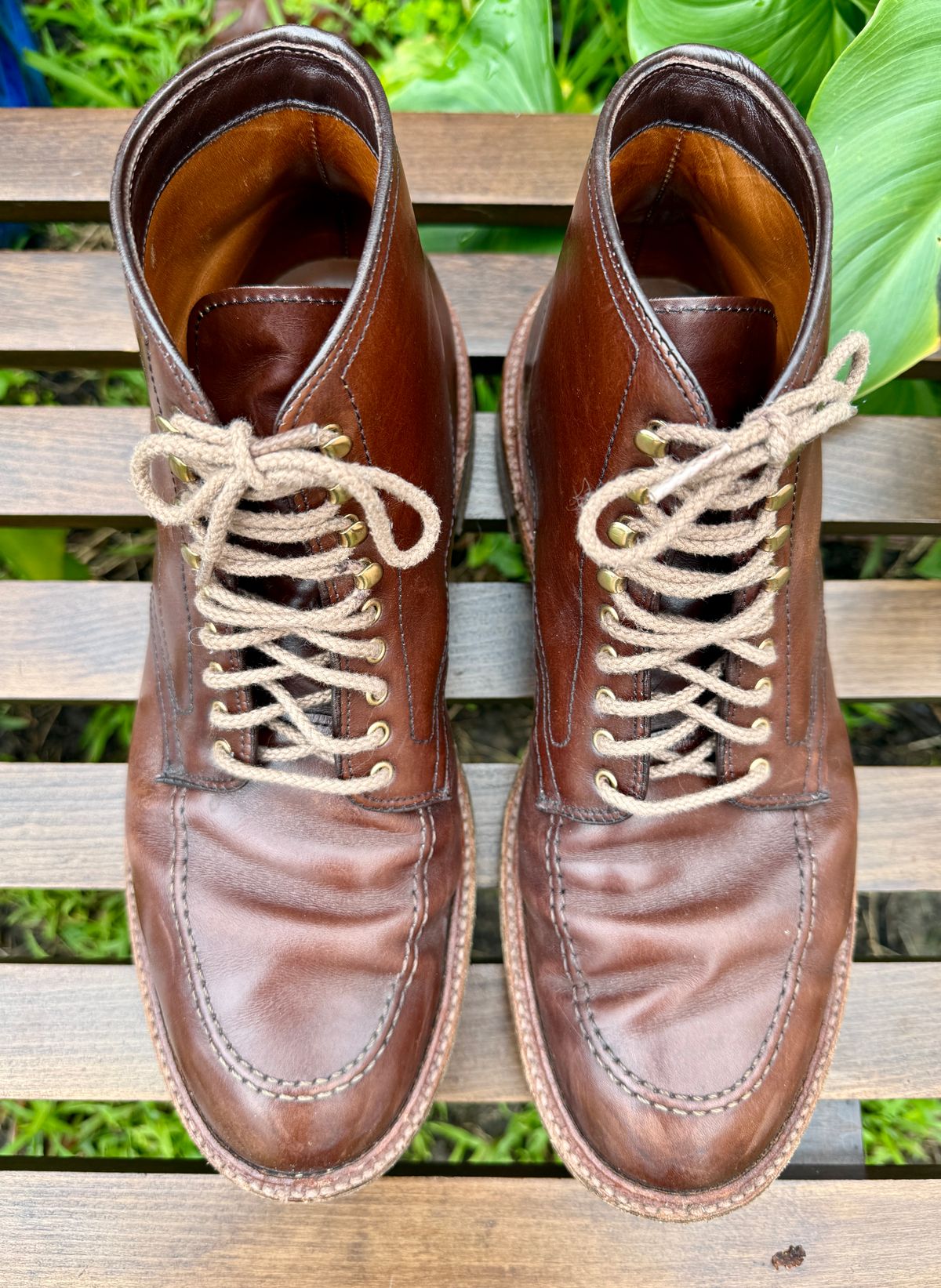 Photo by bootsnpoems on January 5, 2026 of the Alden Stitchdown Otis Indy in Brown Calfskin.