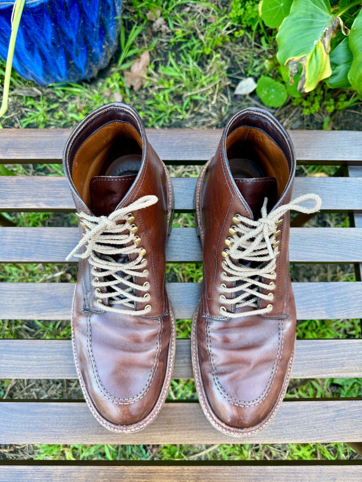 Photo by bootsnpoems on February 4, 2026 of the Alden Stitchdown Otis Indy in Brown Calfskin.