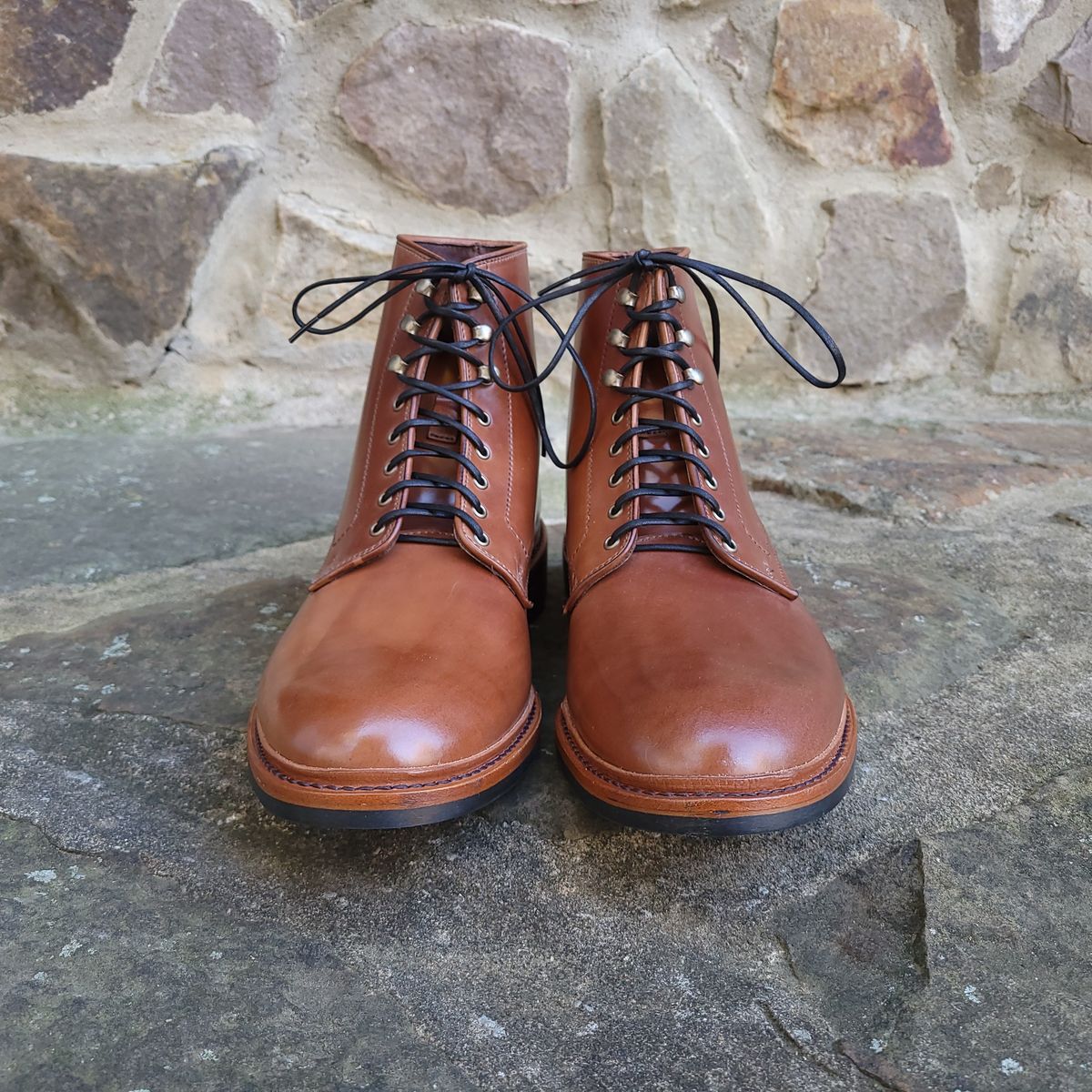 Photo by manowar on November 5, 2023 of the Allen Edmonds Higgins Mill in Horween Natural Shell Cordovan.
