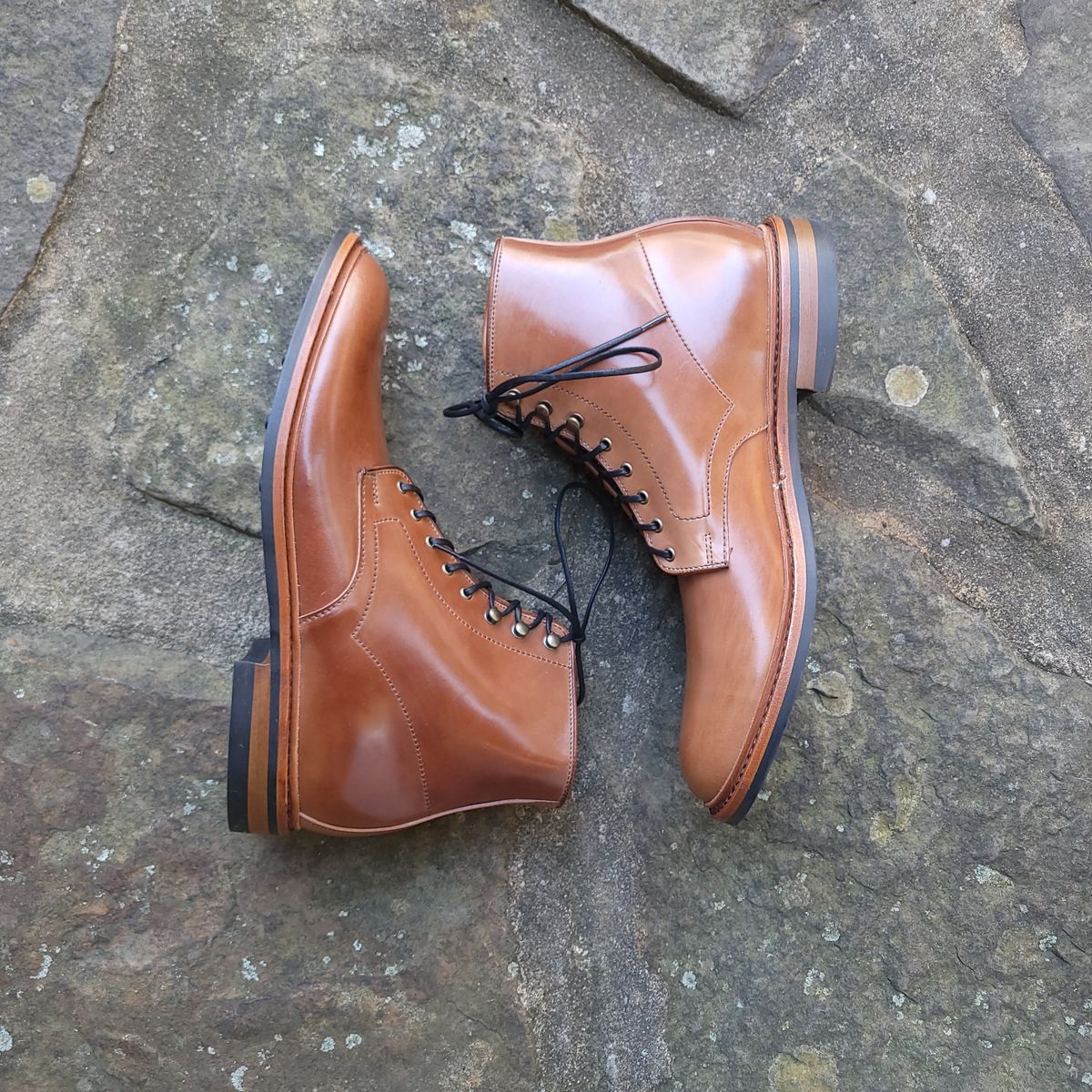 Photo by manowar on November 5, 2023 of the Allen Edmonds Higgins Mill in Horween Natural Shell Cordovan.