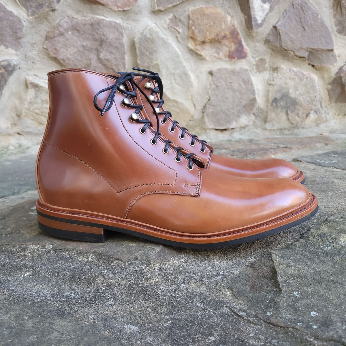 Photo by manowar on November 5, 2023 of the Allen Edmonds Higgins Mill in Horween Natural Shell Cordovan.