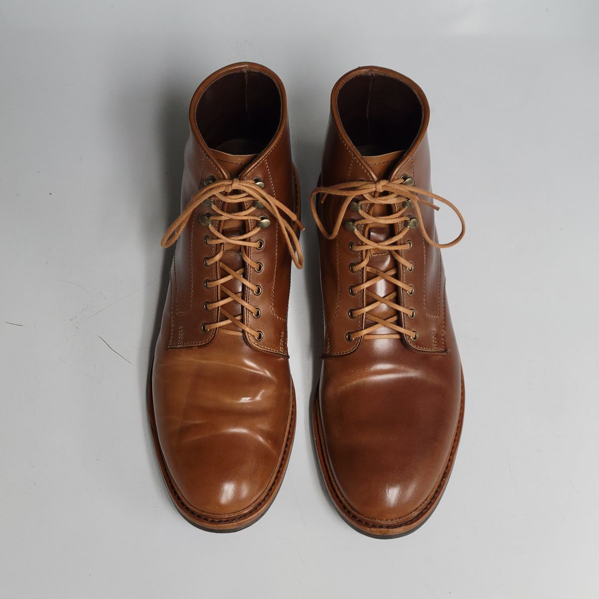 Photo by manowar on December 6, 2023 of the Allen Edmonds Higgins Mill in Horween Natural Shell Cordovan.