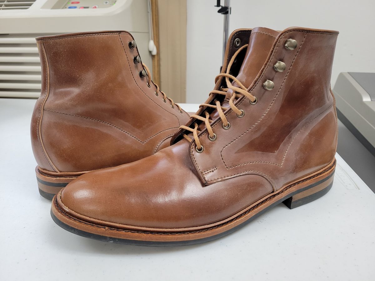 Photo by manowar on November 27, 2023 of the Allen Edmonds Higgins Mill in Horween Natural Shell Cordovan.