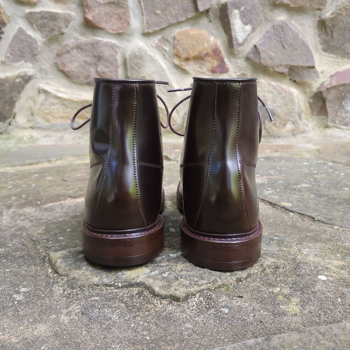 Photo by manowar on October 2, 2023 of the Allen Edmonds Freeport in Horween Dark Cognac Shell Cordovan.